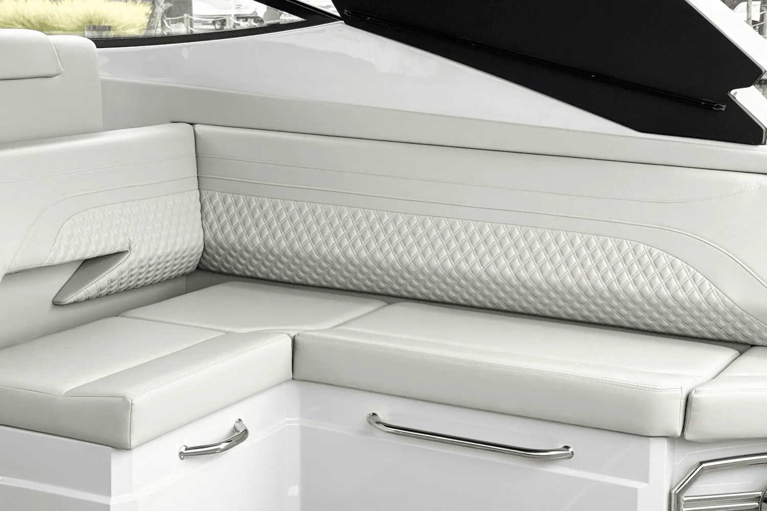 2025 Cruisers Yachts 38 GLS Outboard Image Thumbnail #22