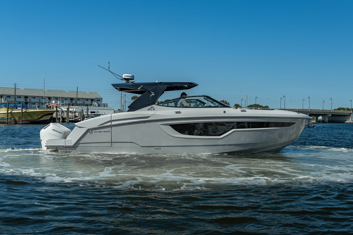 2025 Cruisers Yachts 38 GLS Outboard Image Thumbnail #4