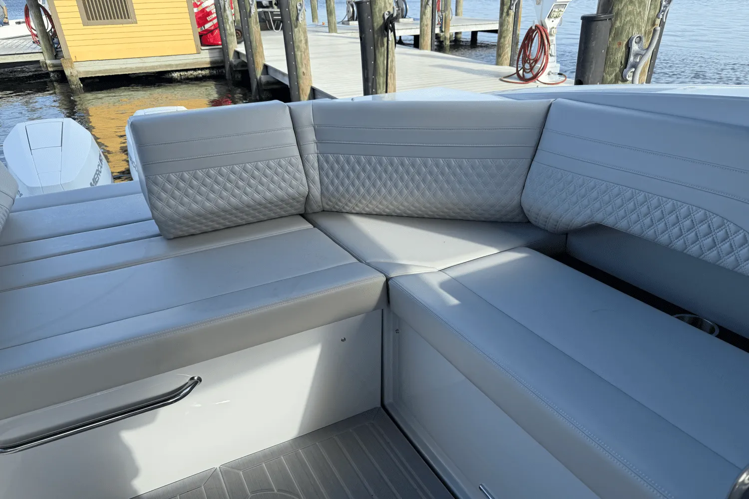 2025 Cruisers Yachts 38 GLS Outboard Image Thumbnail #21