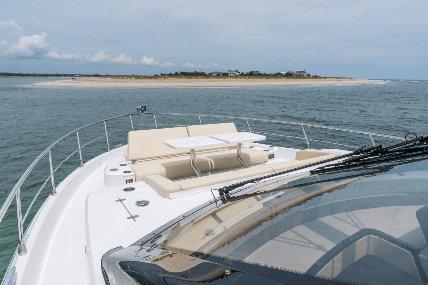 2025 Cruisers Yachts 57 Fly Image Thumbnail #64