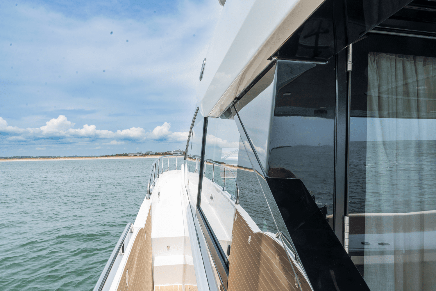 2025 Cruisers Yachts 57 Fly Image Thumbnail #63