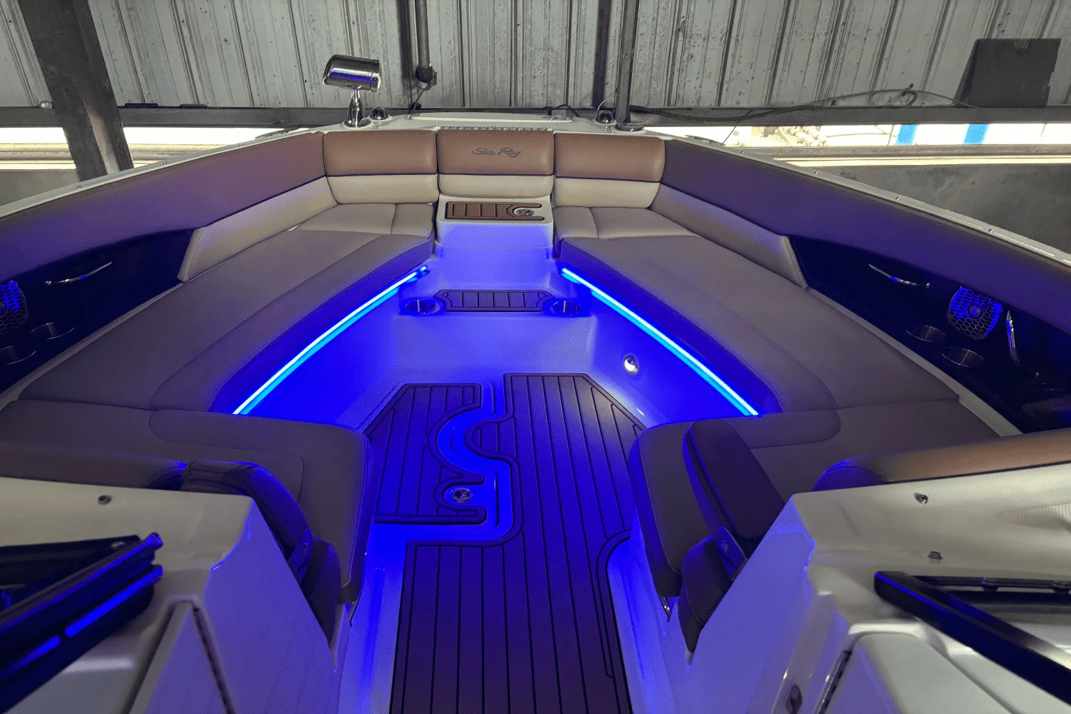2015 Sea Ray 350 SLX Image Thumbnail #9