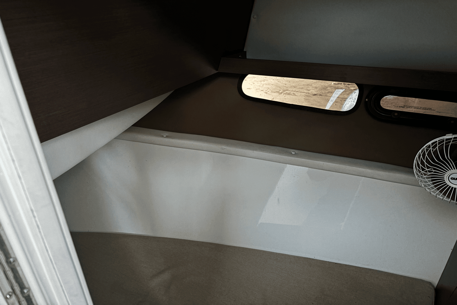 2015 Sea Ray 350 SLX Image Thumbnail #41