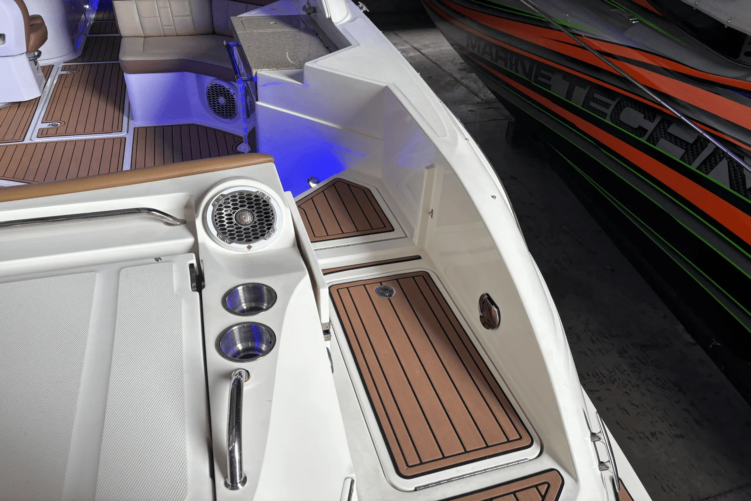2015 Sea Ray 350 SLX Image Thumbnail #32