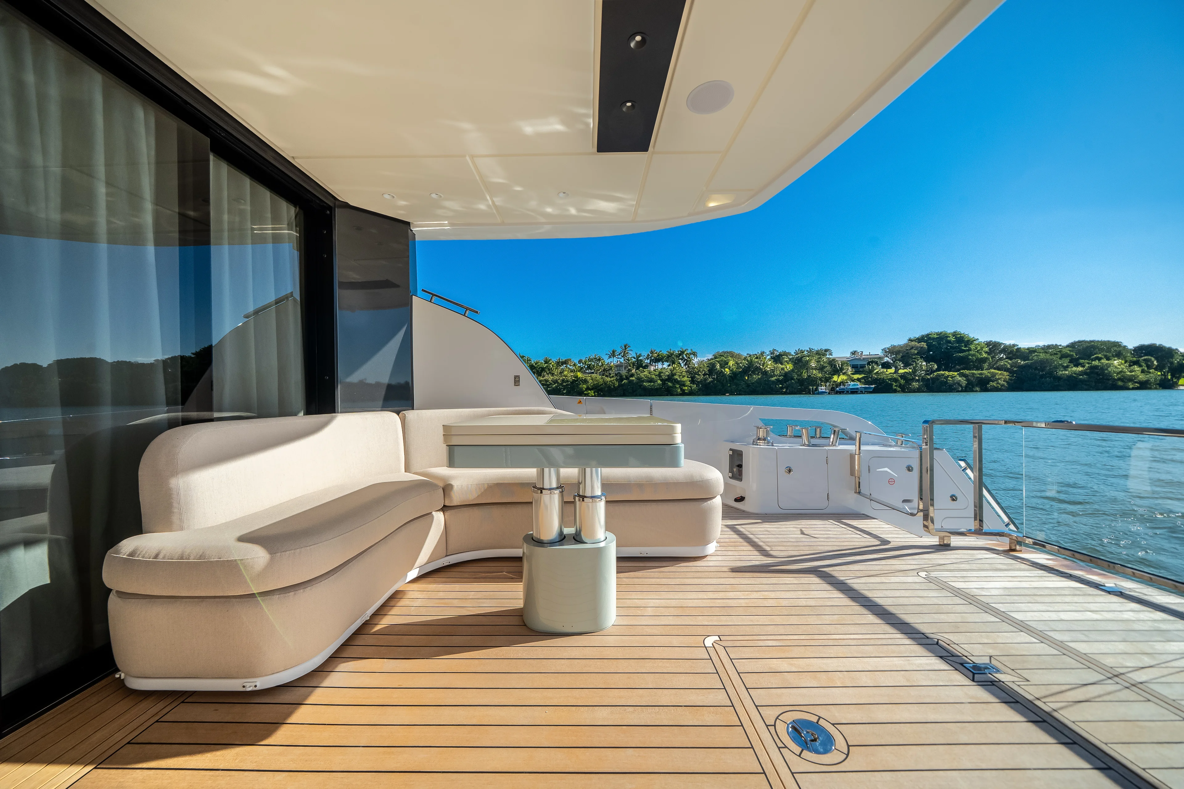 2026 Azimut Fly 62 Image Thumbnail #28