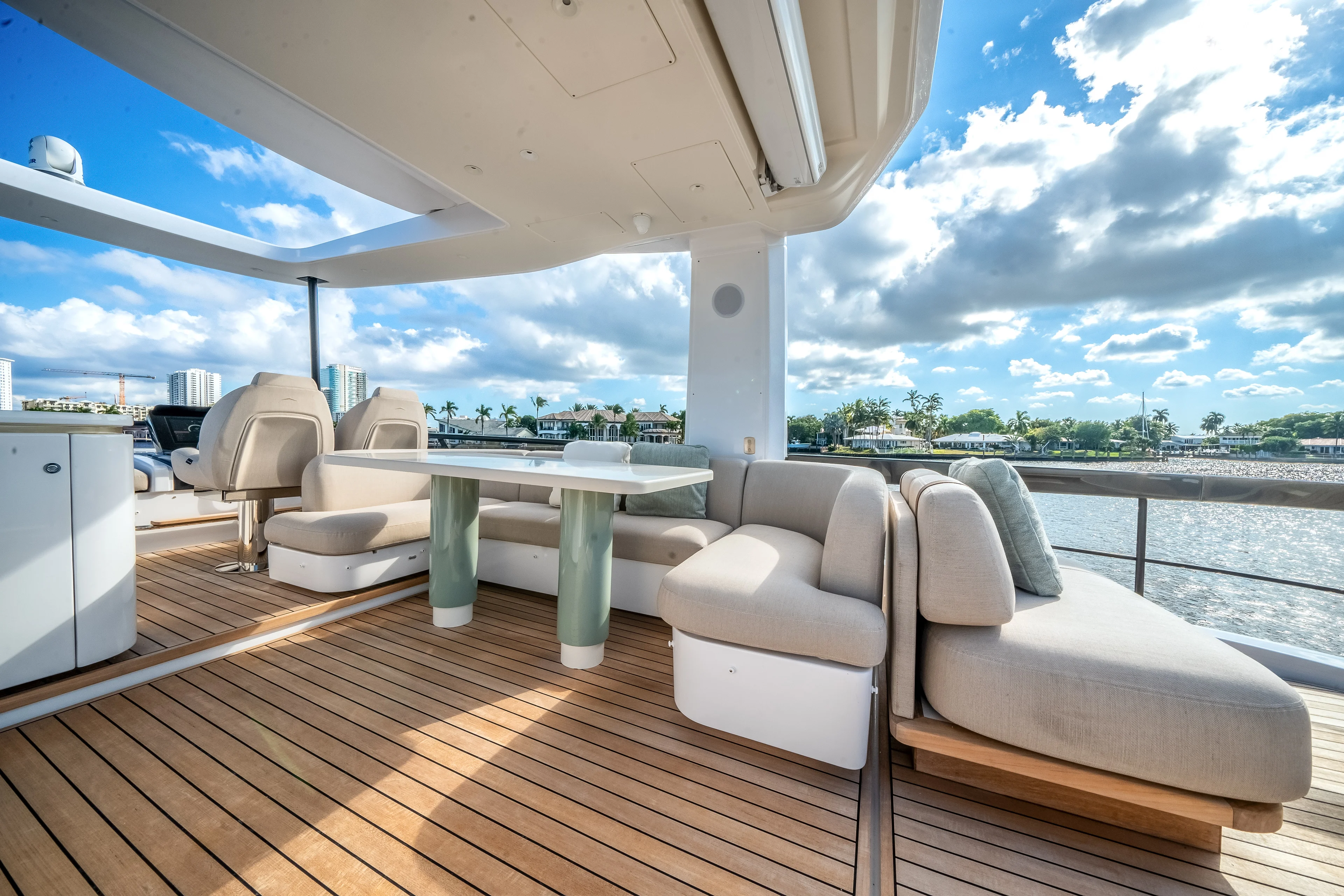 2026 Azimut Fly 62 Image Thumbnail #23