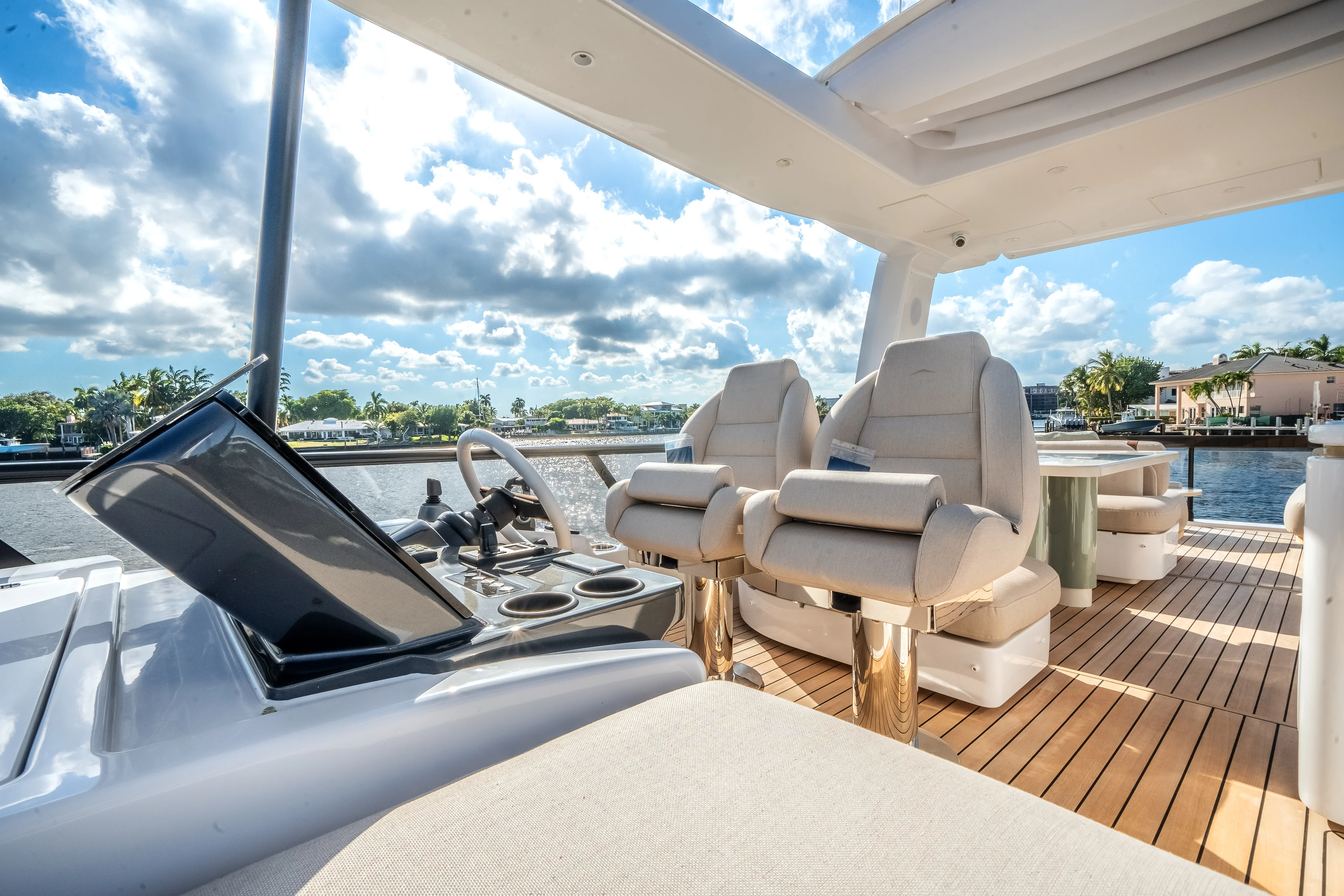 2026 Azimut Fly 62 Image Thumbnail #17