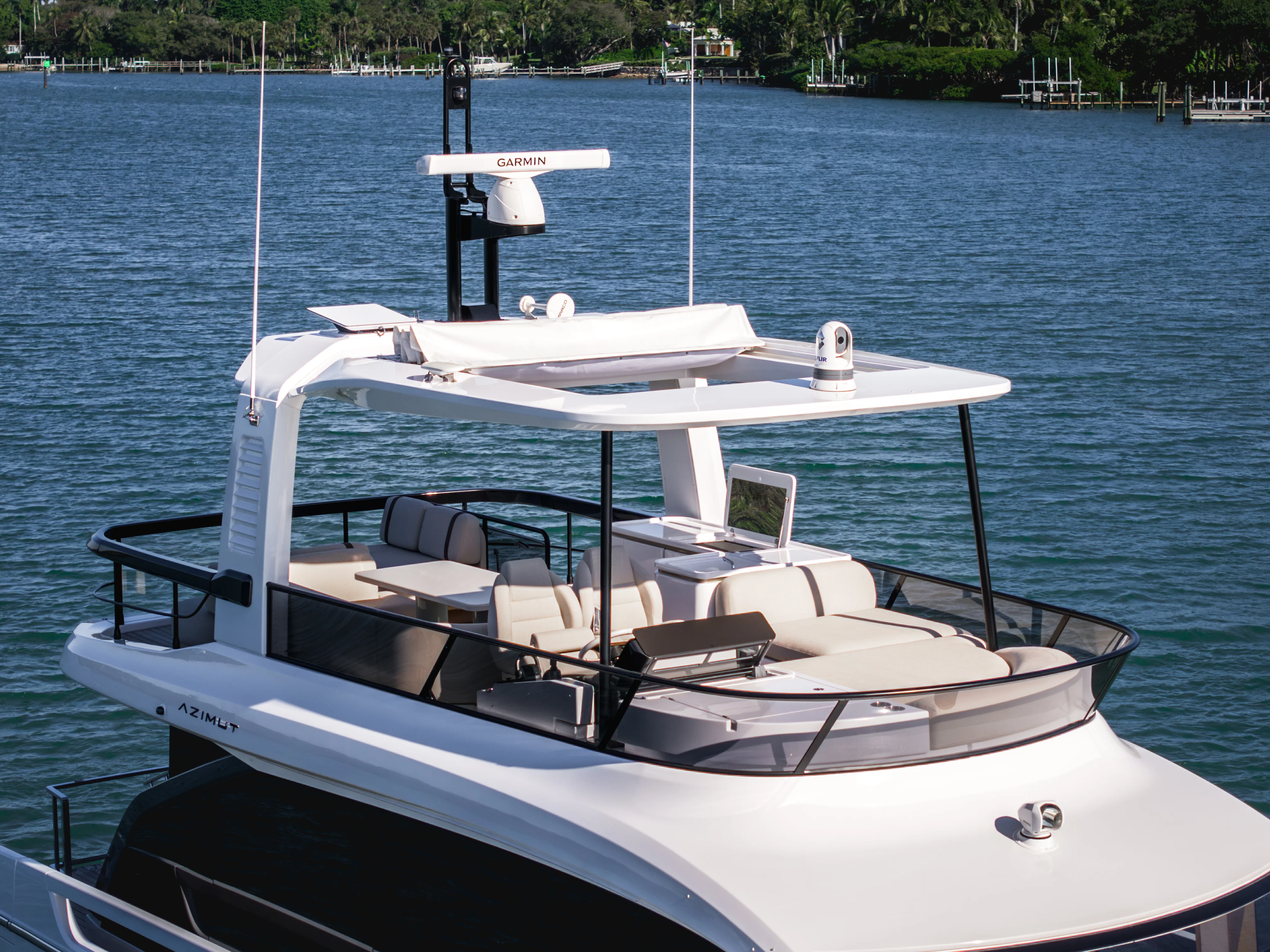 2026 Azimut Fly 62 Image Thumbnail #11