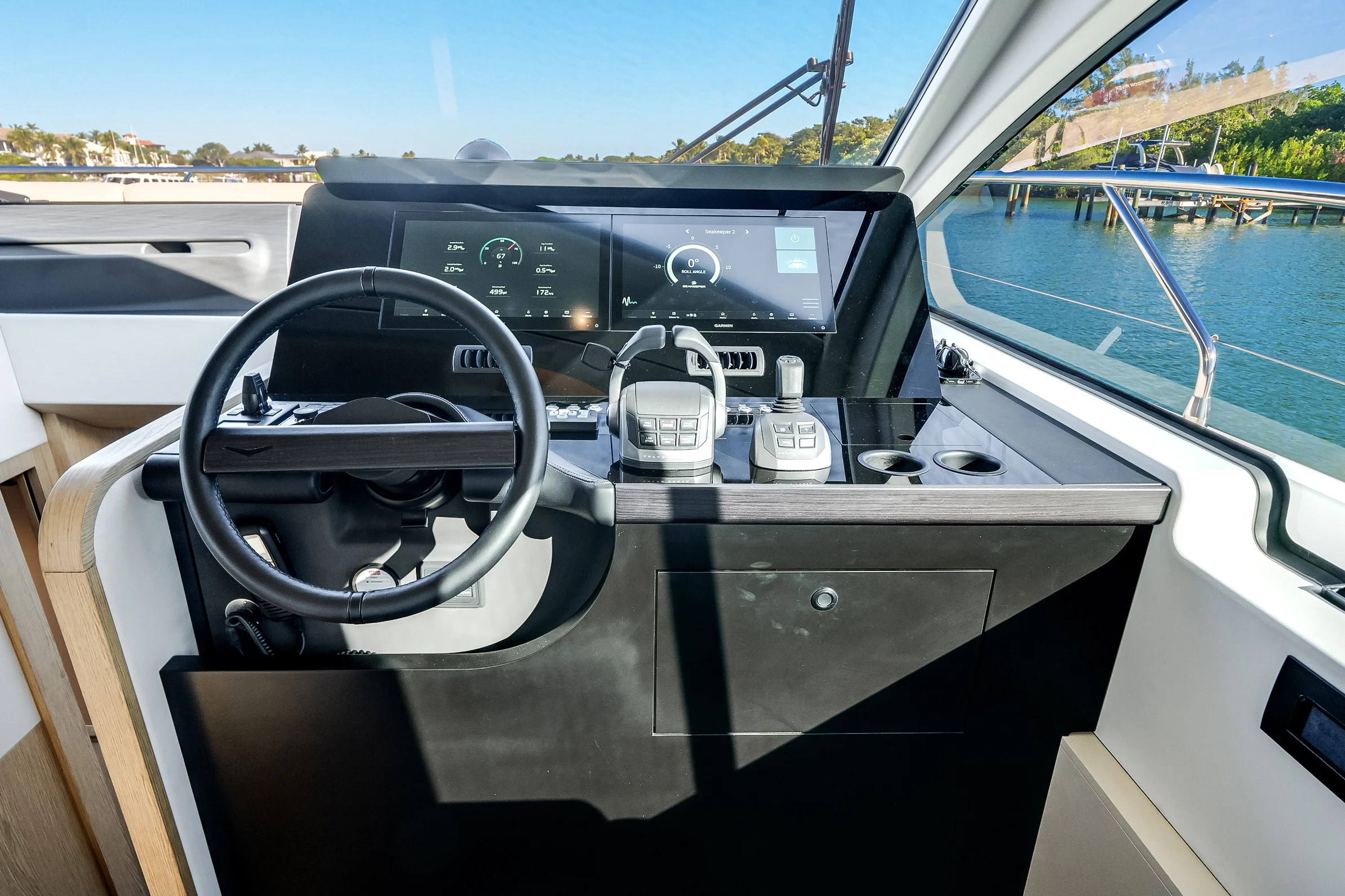 2026 Azimut Fly 62 Image Thumbnail #31