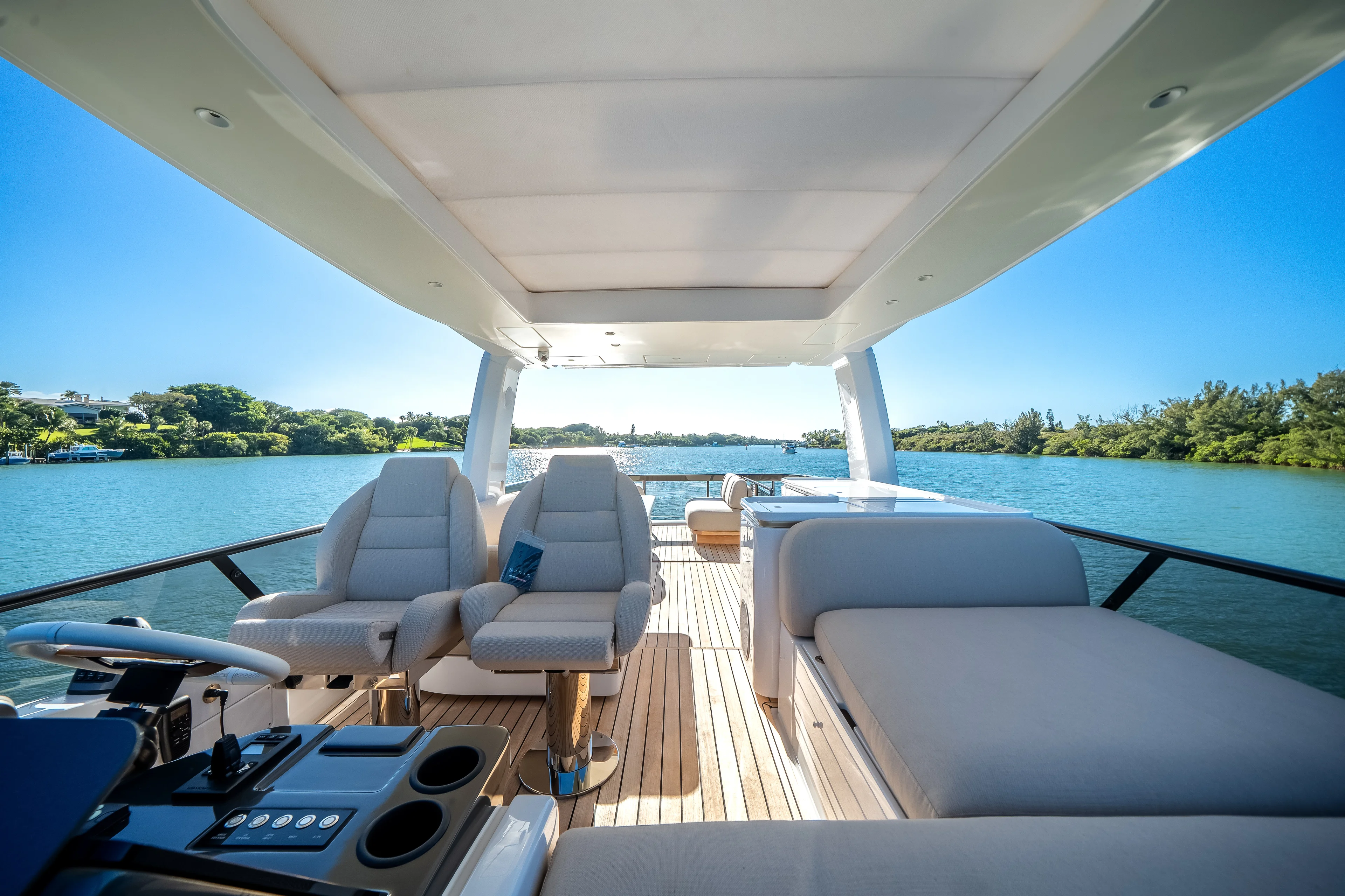 2026 Azimut Fly 62 Image Thumbnail #23