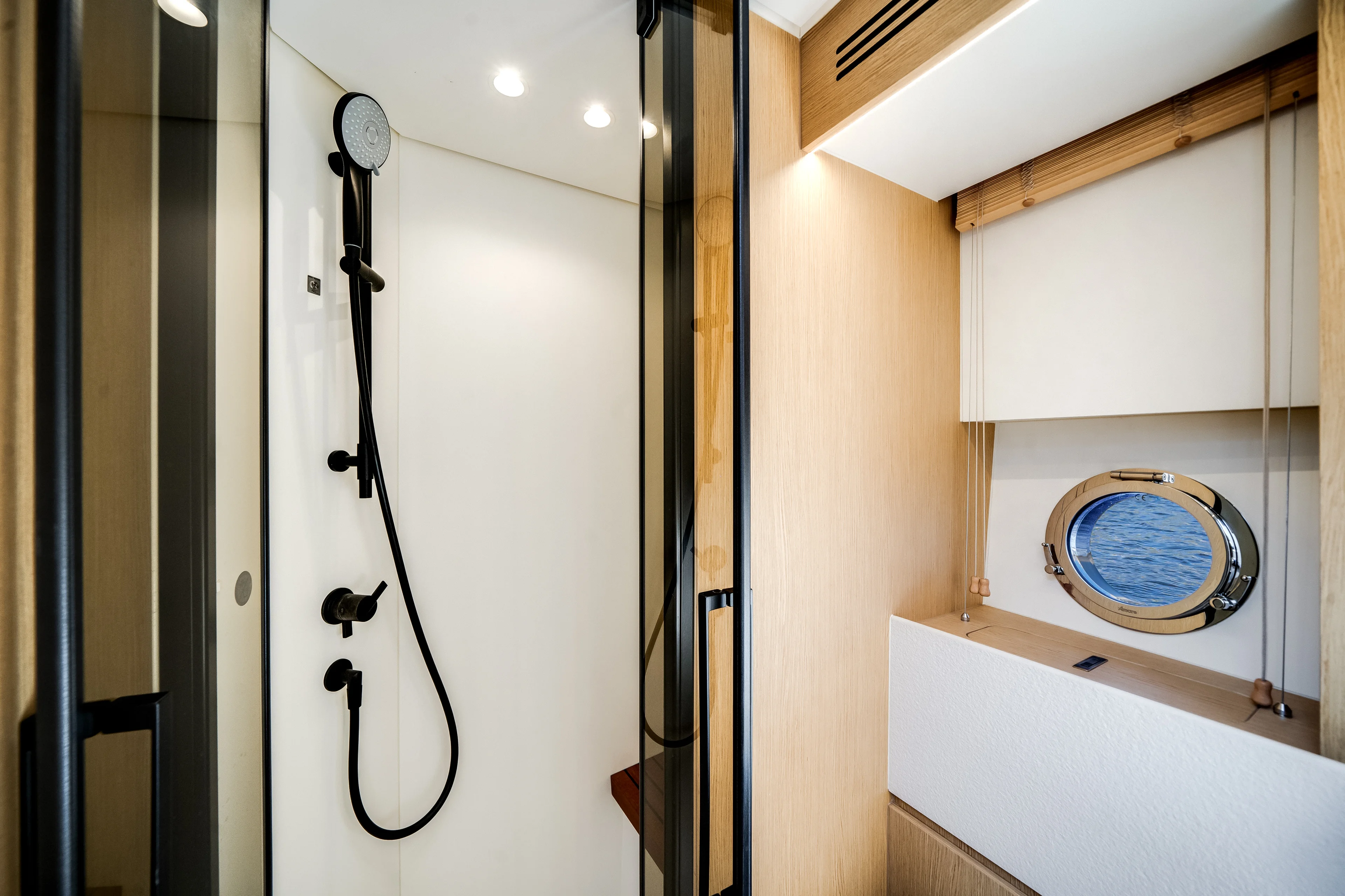 2026 Azimut Fly 62 Image Thumbnail #66