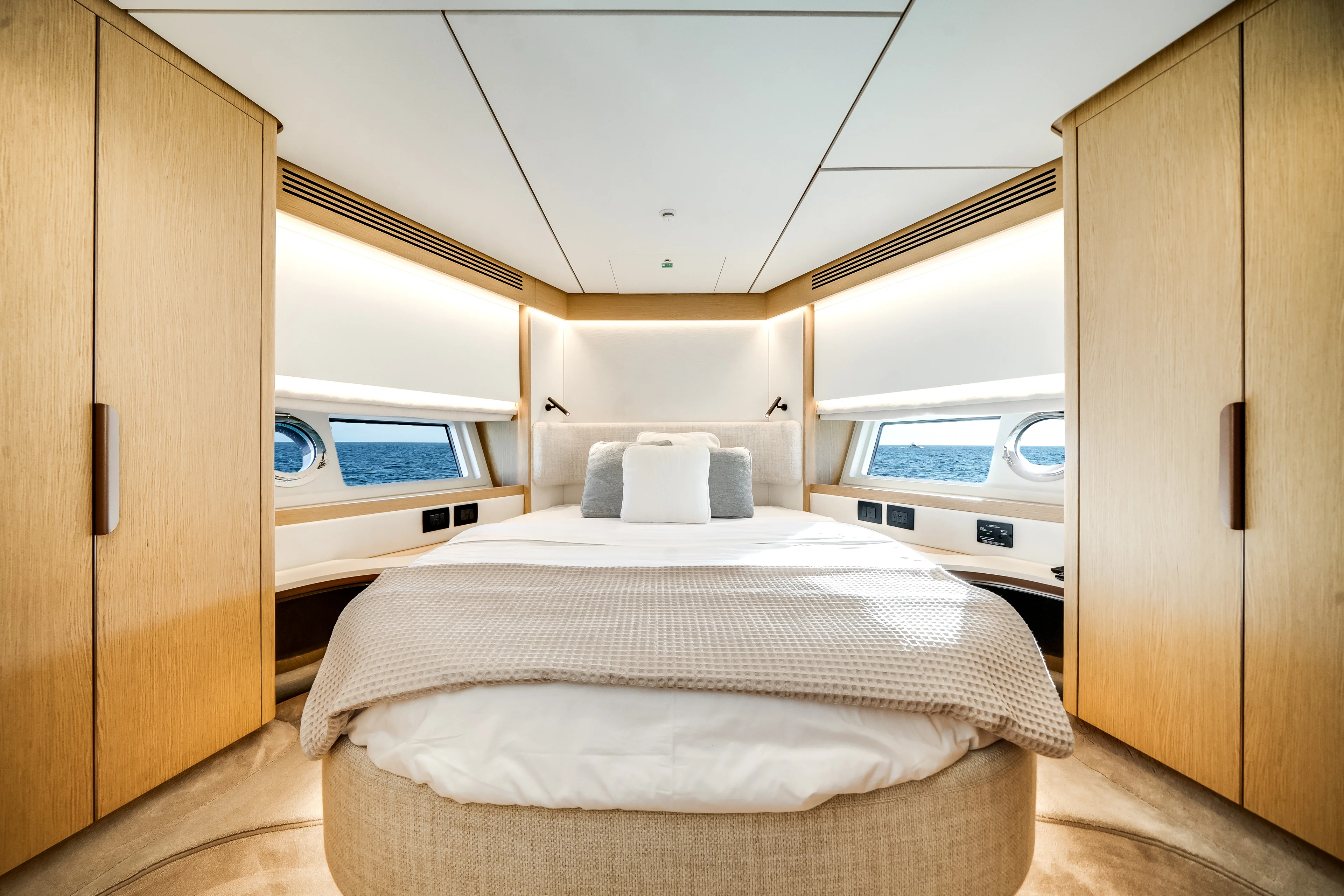 2026 Azimut Fly 62 Image Thumbnail #55