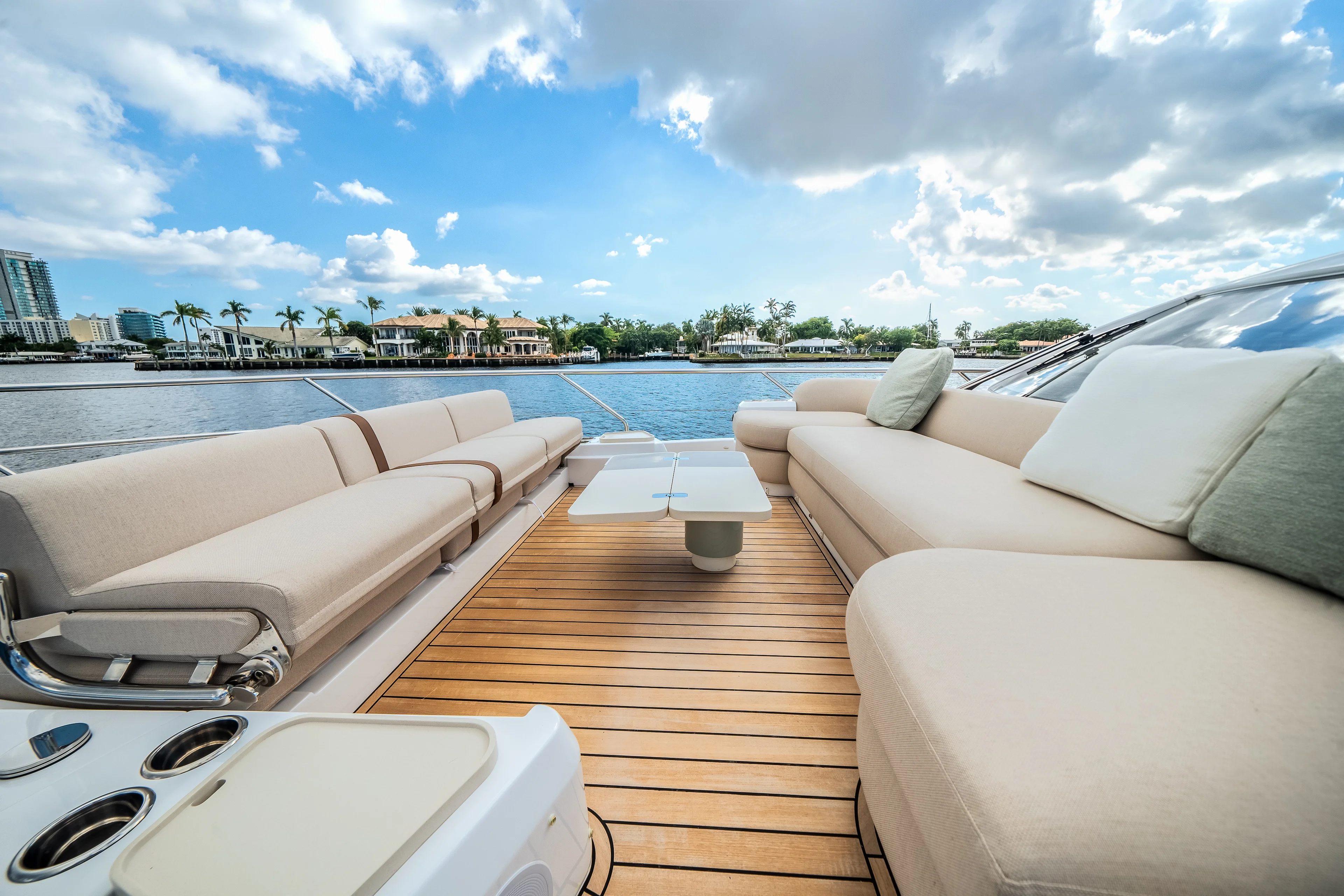 2026 Azimut Fly 62 Image Thumbnail #24