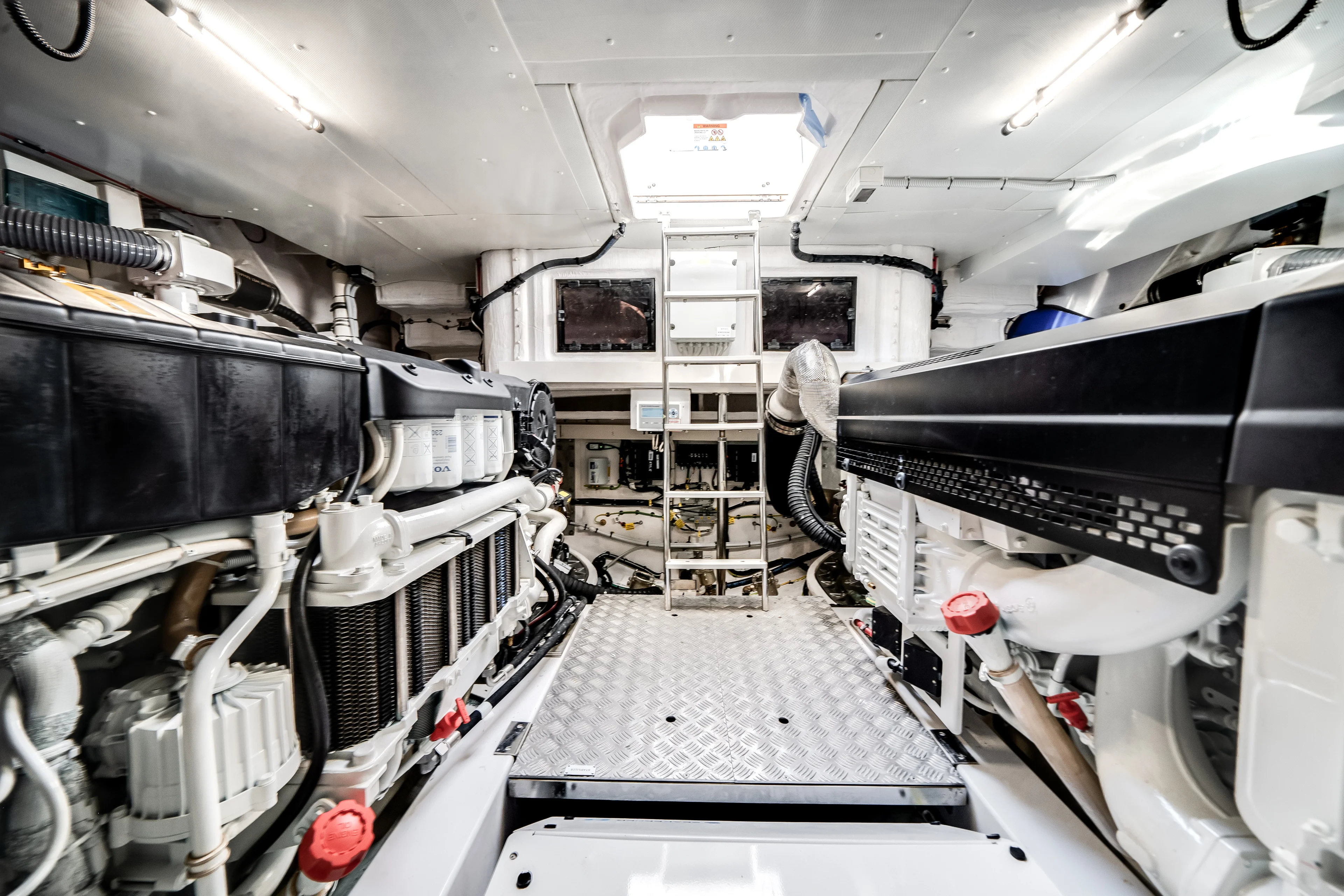 2026 Azimut Fly 62 Image Thumbnail #80