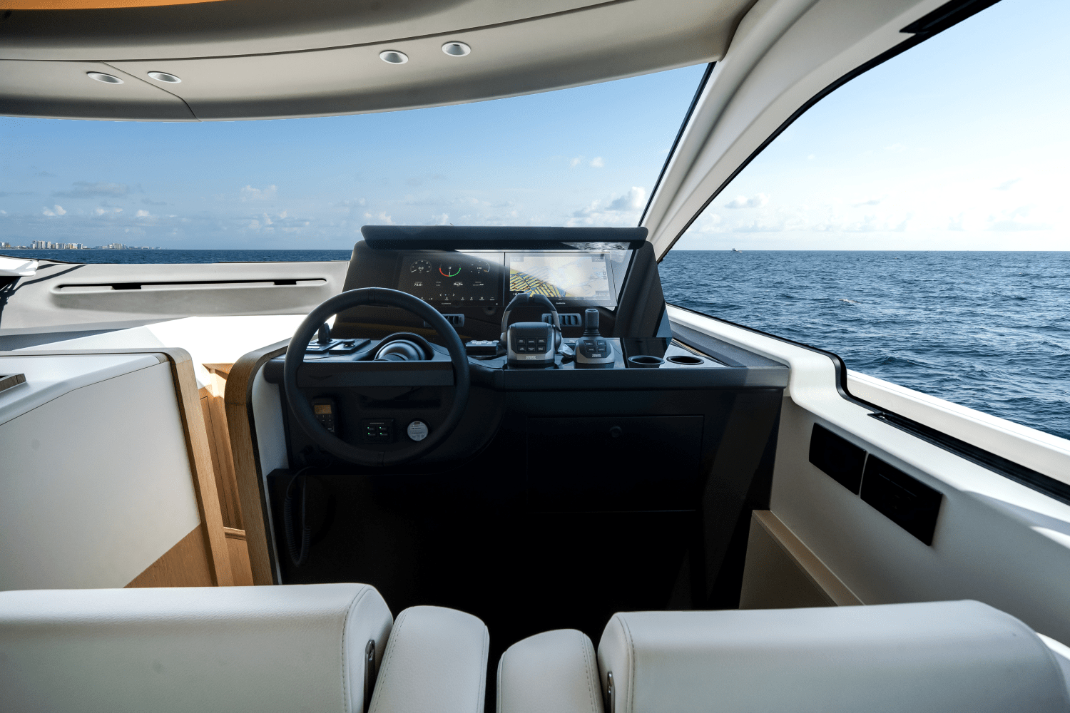2025 Azimut
                                                             Fly 62 Image Thumbnail #29