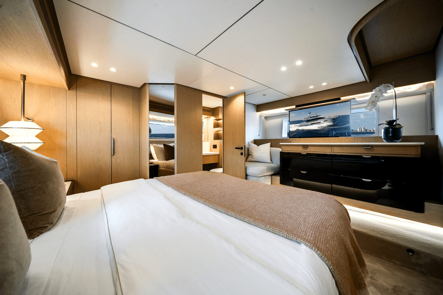 2025 Azimut
                                                             Fly 62 Image Thumbnail #35