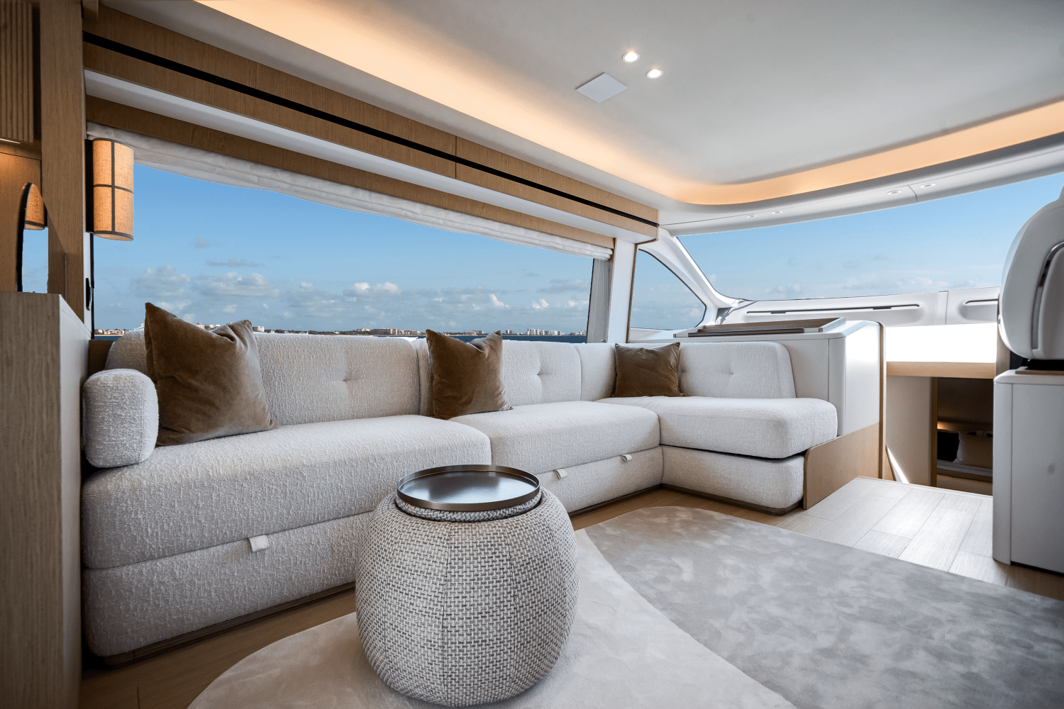 2025 Azimut
                                                             Fly 62 Image Thumbnail #24