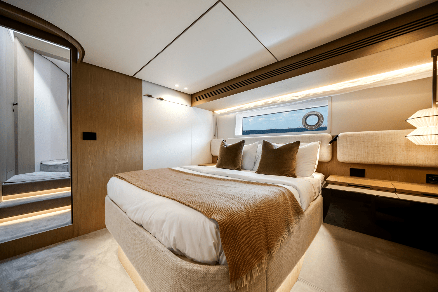 2025 Azimut
                                                             Fly 62 Image Thumbnail #34