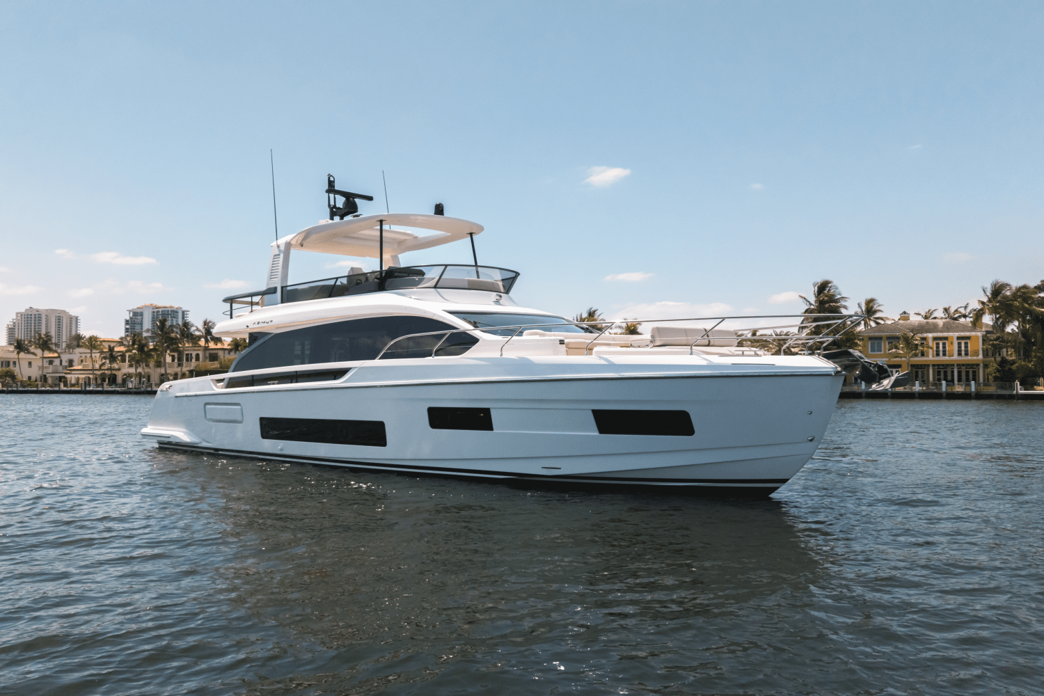 2025 Azimut
                                                             Fly 62 Image Thumbnail #87
