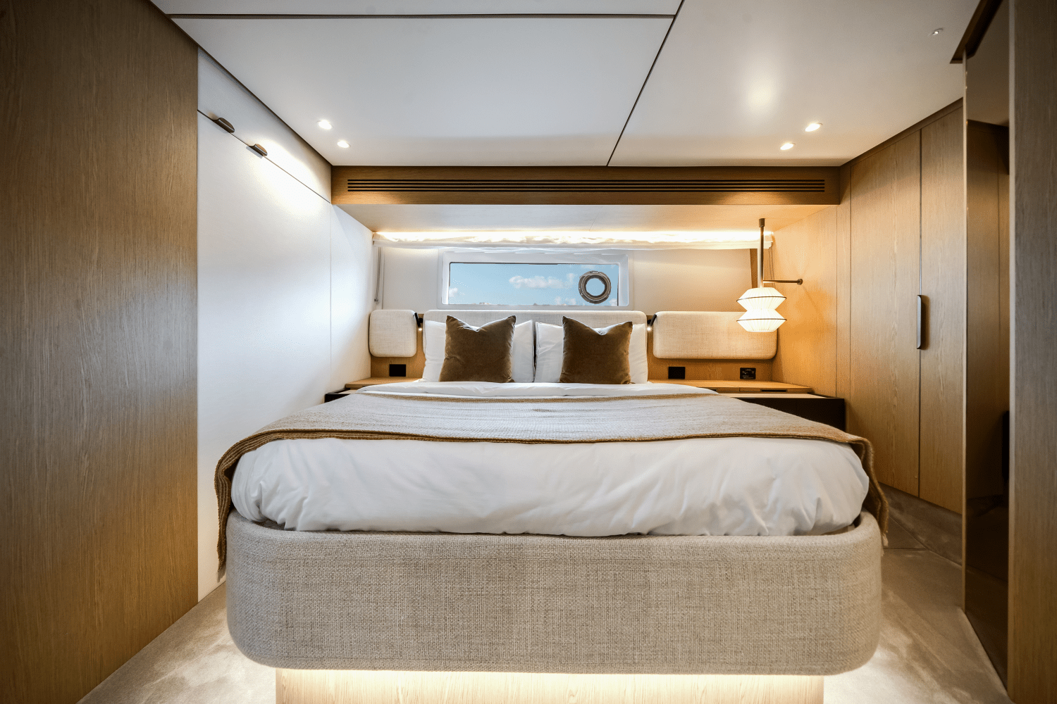 2025 Azimut
                                                             Fly 62 Image Thumbnail #33