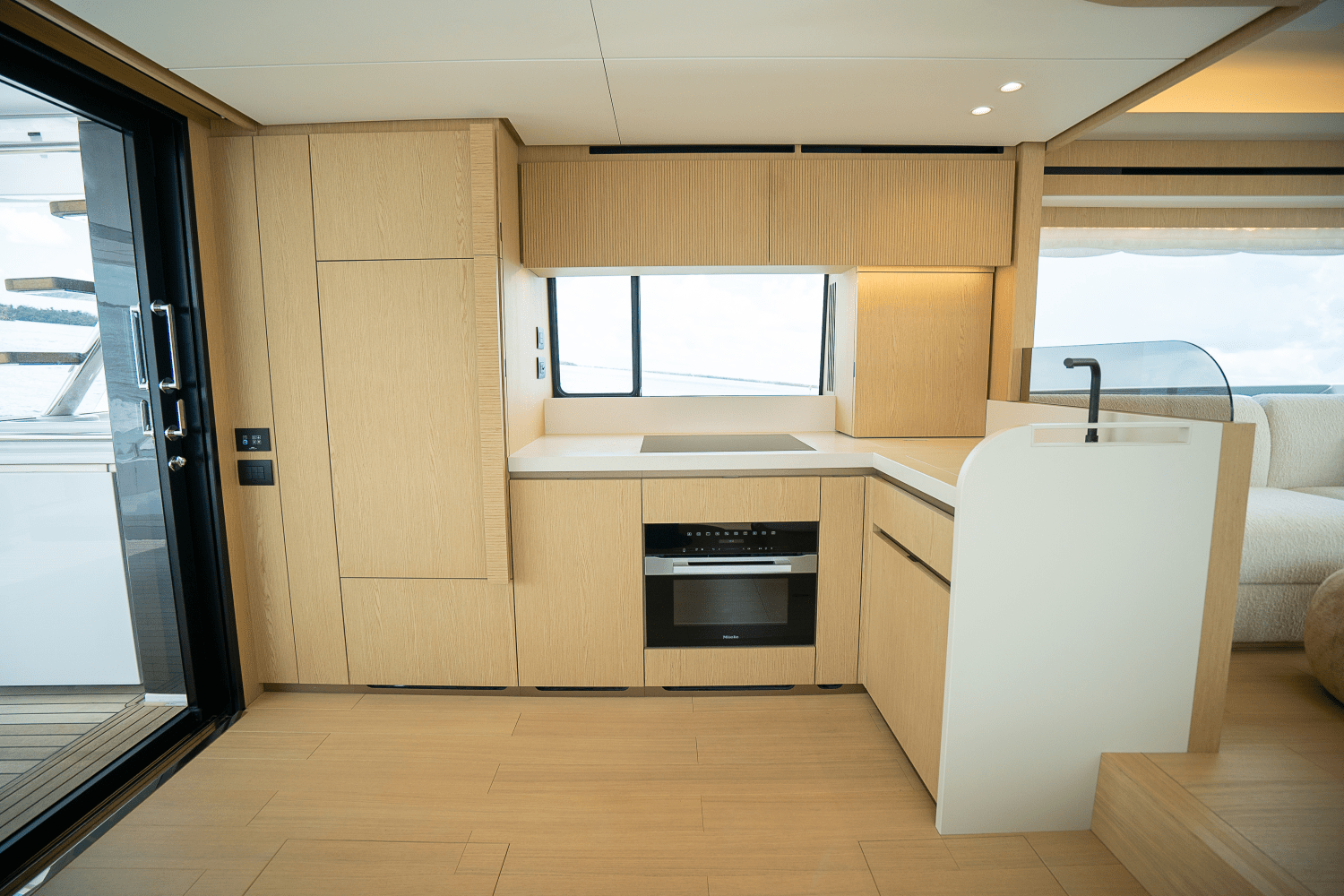 2026 Azimut Fly 62 Image Thumbnail #19