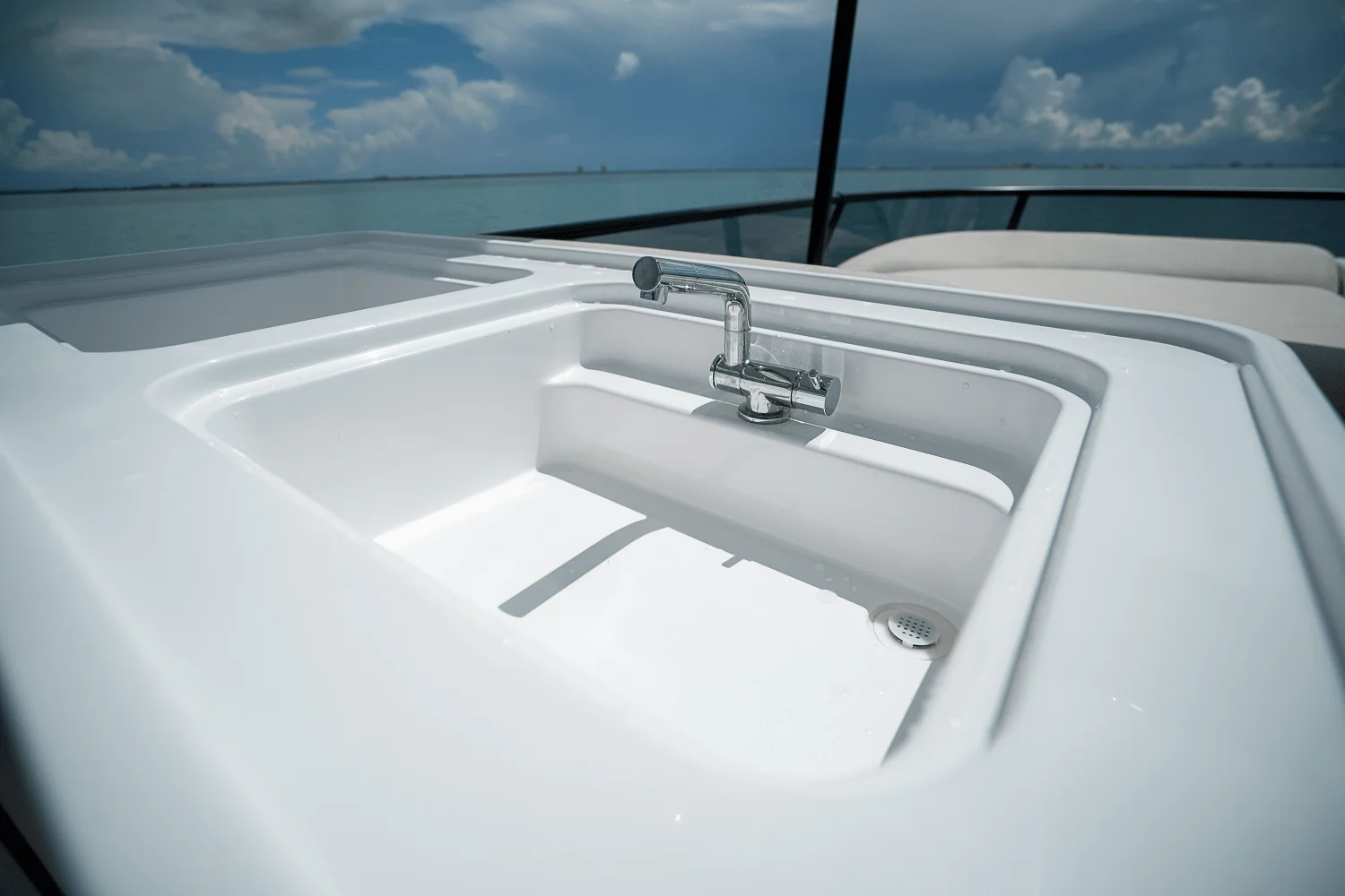 2026 Azimut Fly 62 Image Thumbnail #51