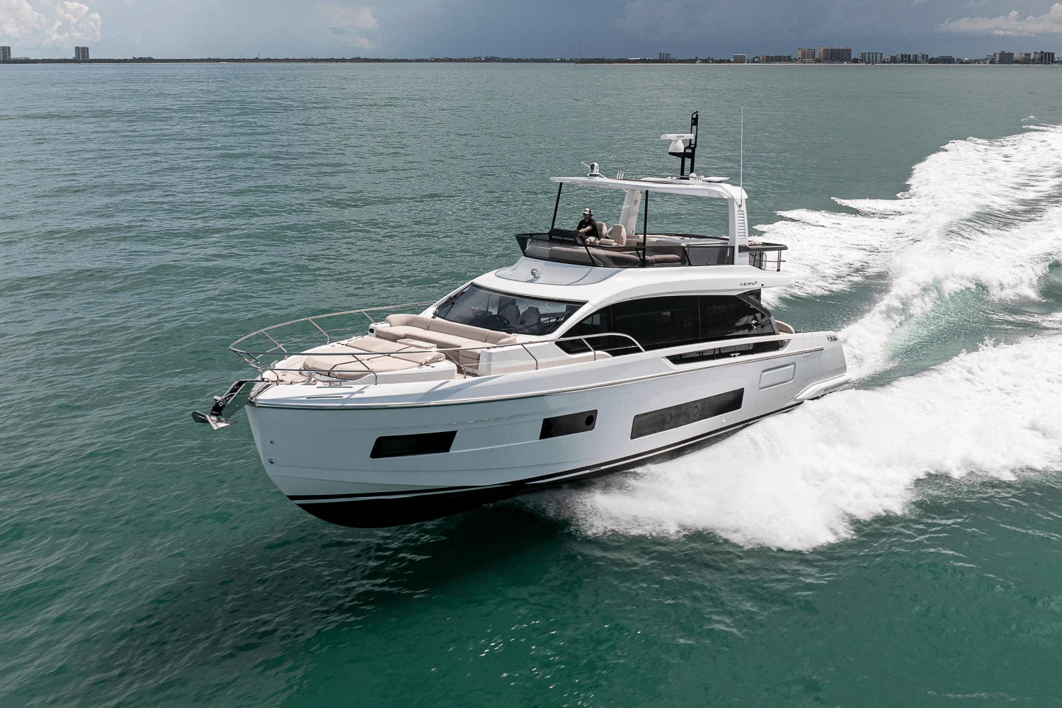 2026 Azimut Fly 62 Image Thumbnail #2