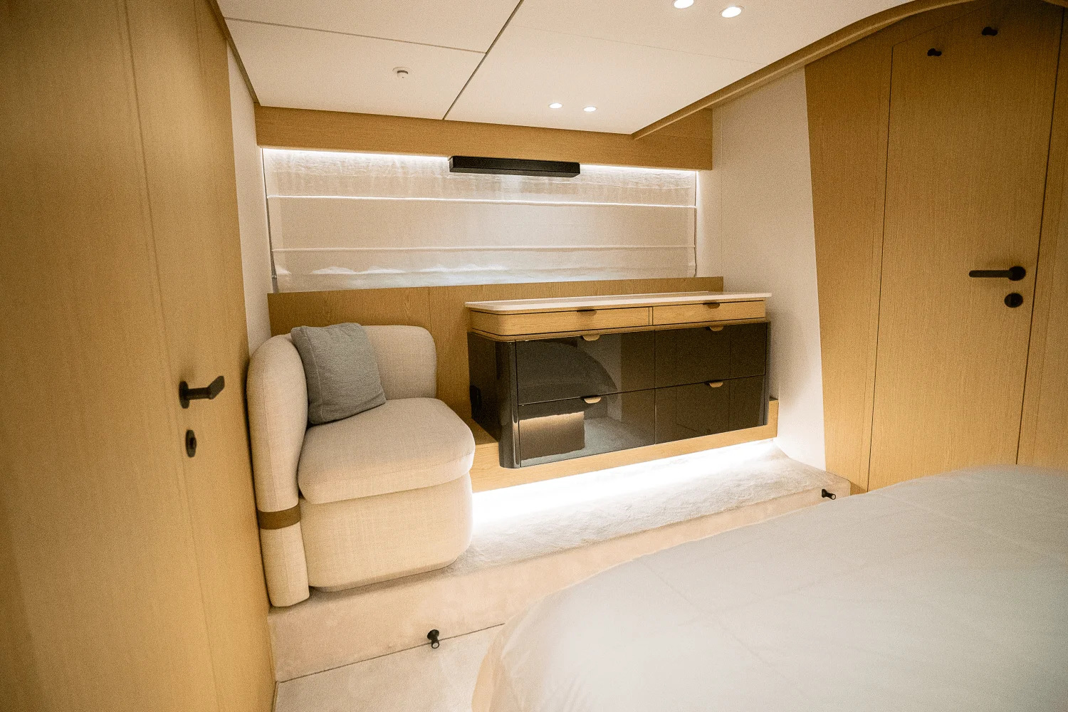 2026 Azimut Fly 62 Image Thumbnail #76