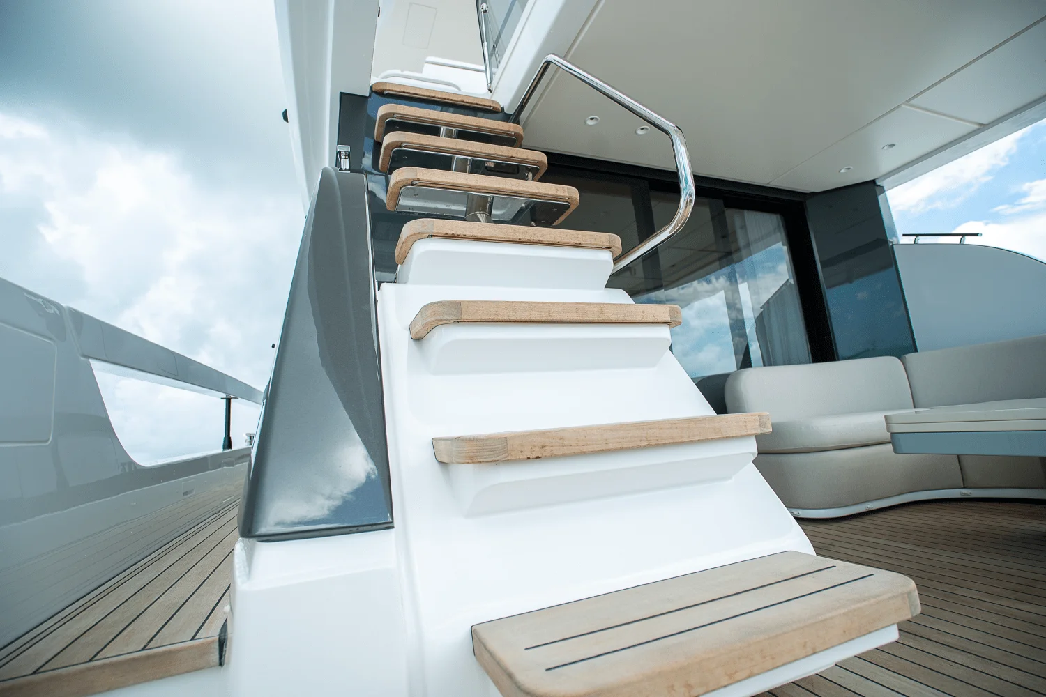 2026 Azimut Fly 62 Image Thumbnail #41