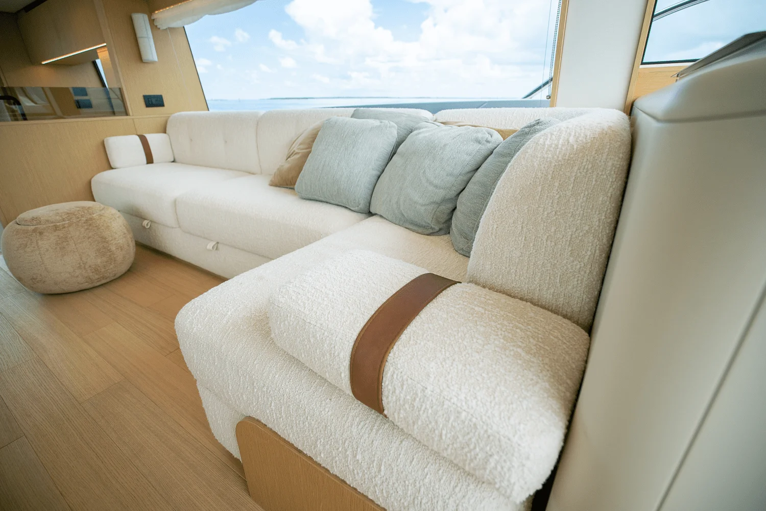 2026 Azimut Fly 62 Image Thumbnail #27