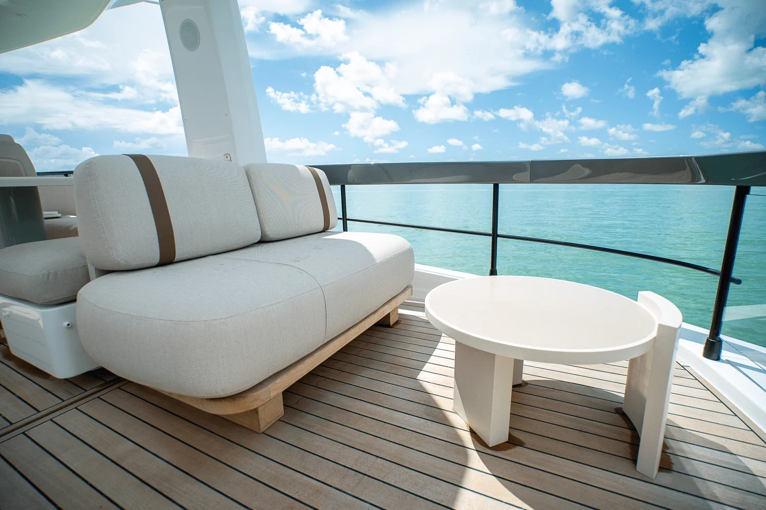 2026 Azimut Fly 62 Image Thumbnail #45