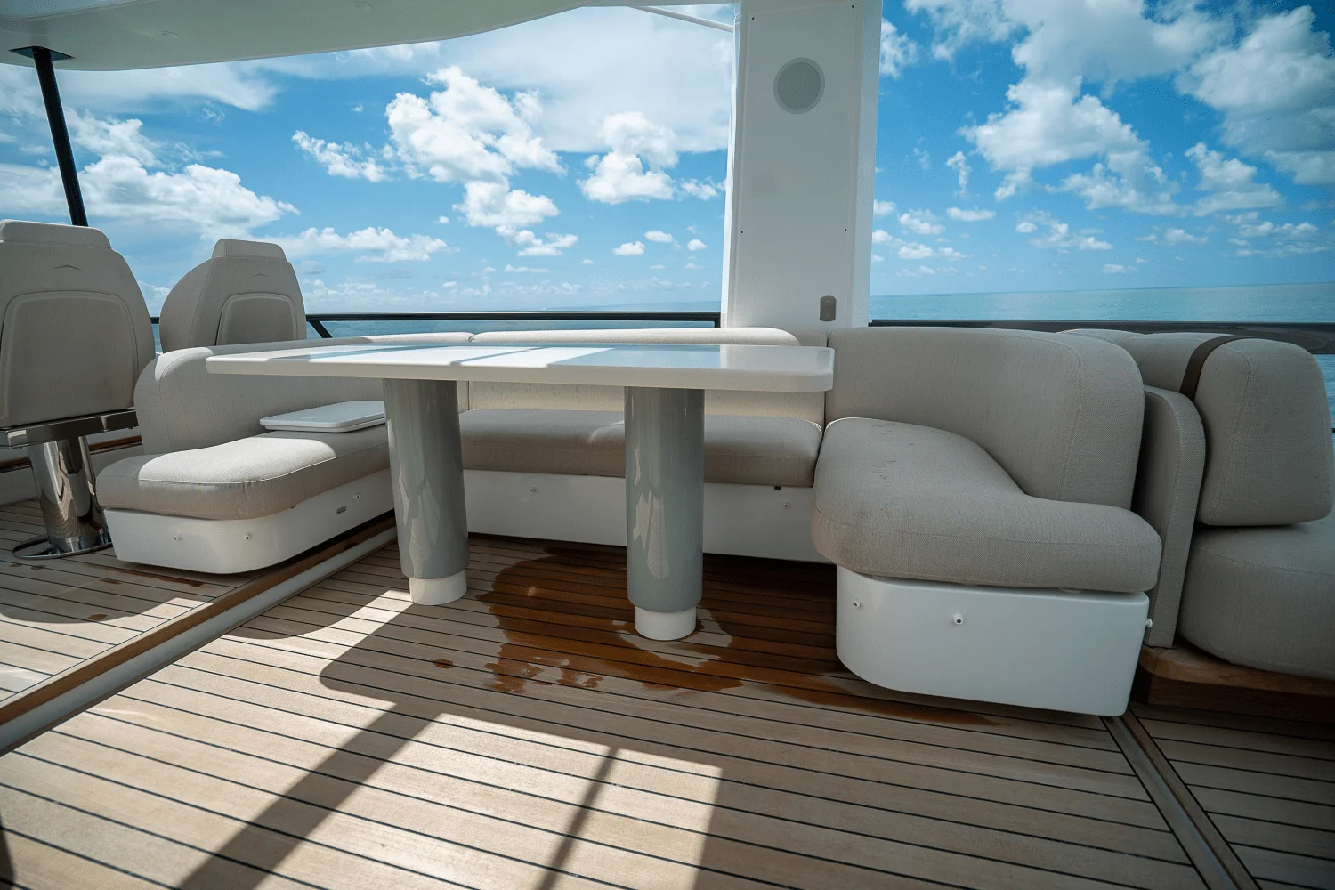 2026 Azimut Fly 62 Image Thumbnail #47