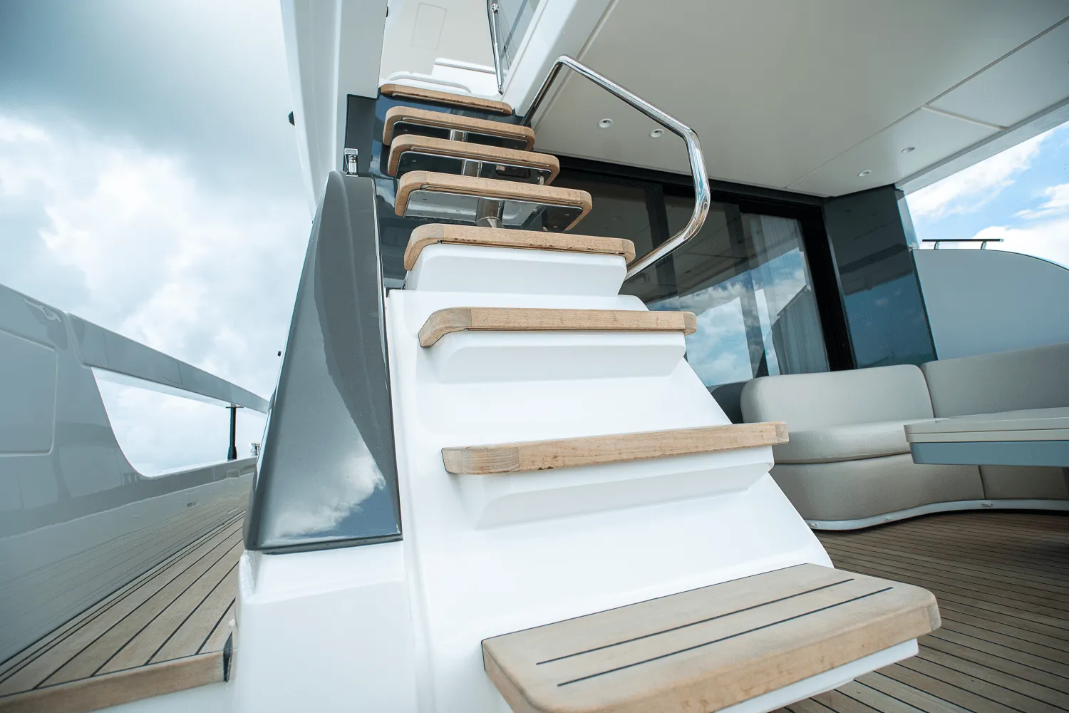 2026 Azimut Fly 62 Image Thumbnail #41