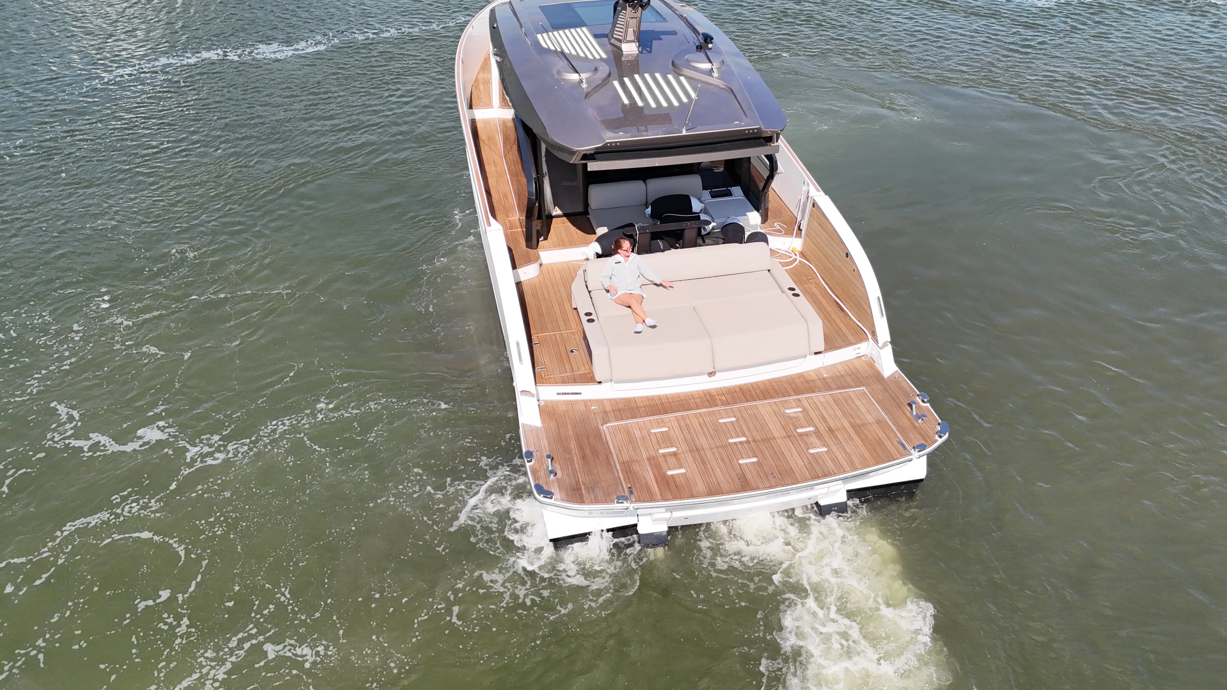 2026 Azimut Seadeck 6 Image Thumbnail #22