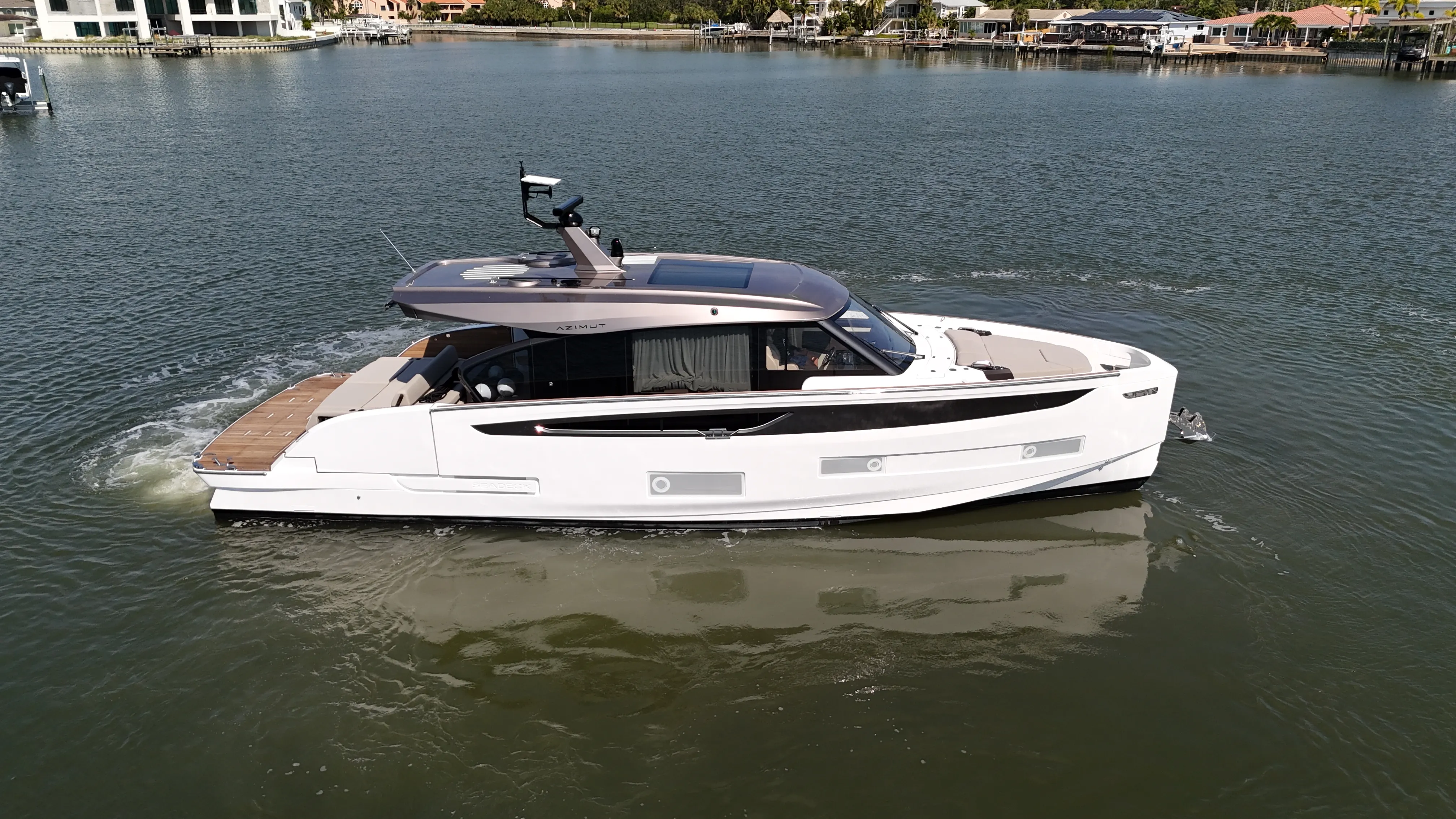 2026 Azimut Seadeck 6 Image Thumbnail #17