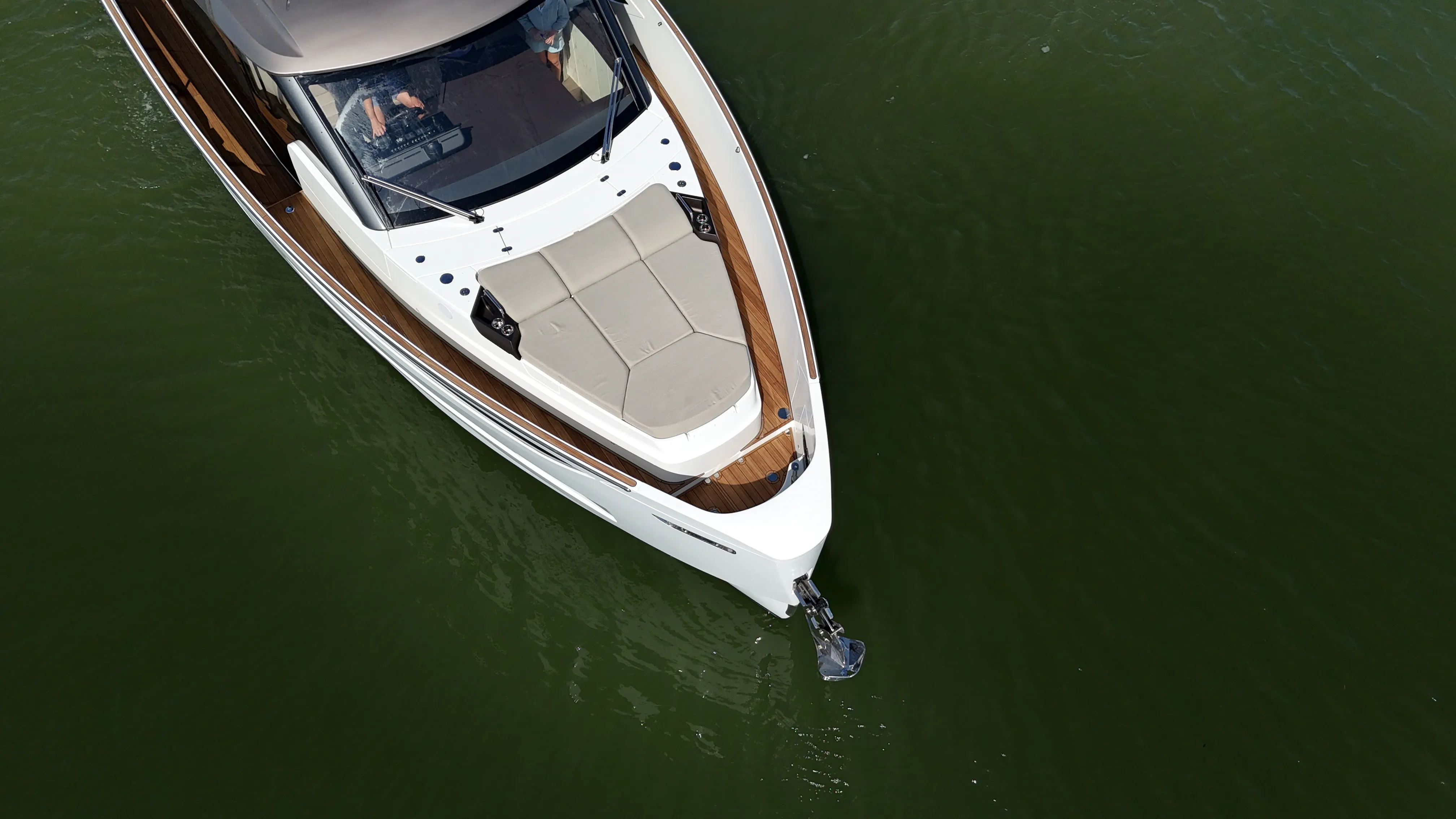 2026 Azimut Seadeck 6 Image Thumbnail #31