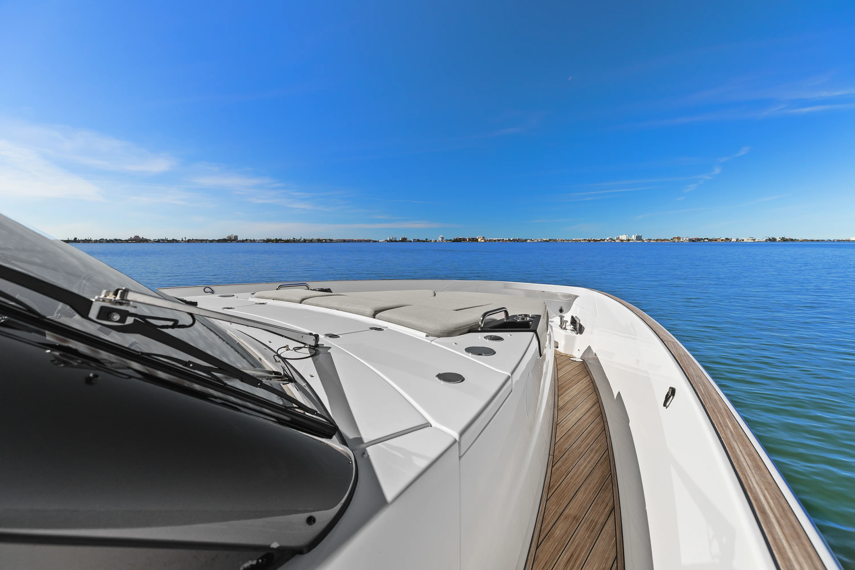 2026 Azimut Seadeck 6 Image Thumbnail #25