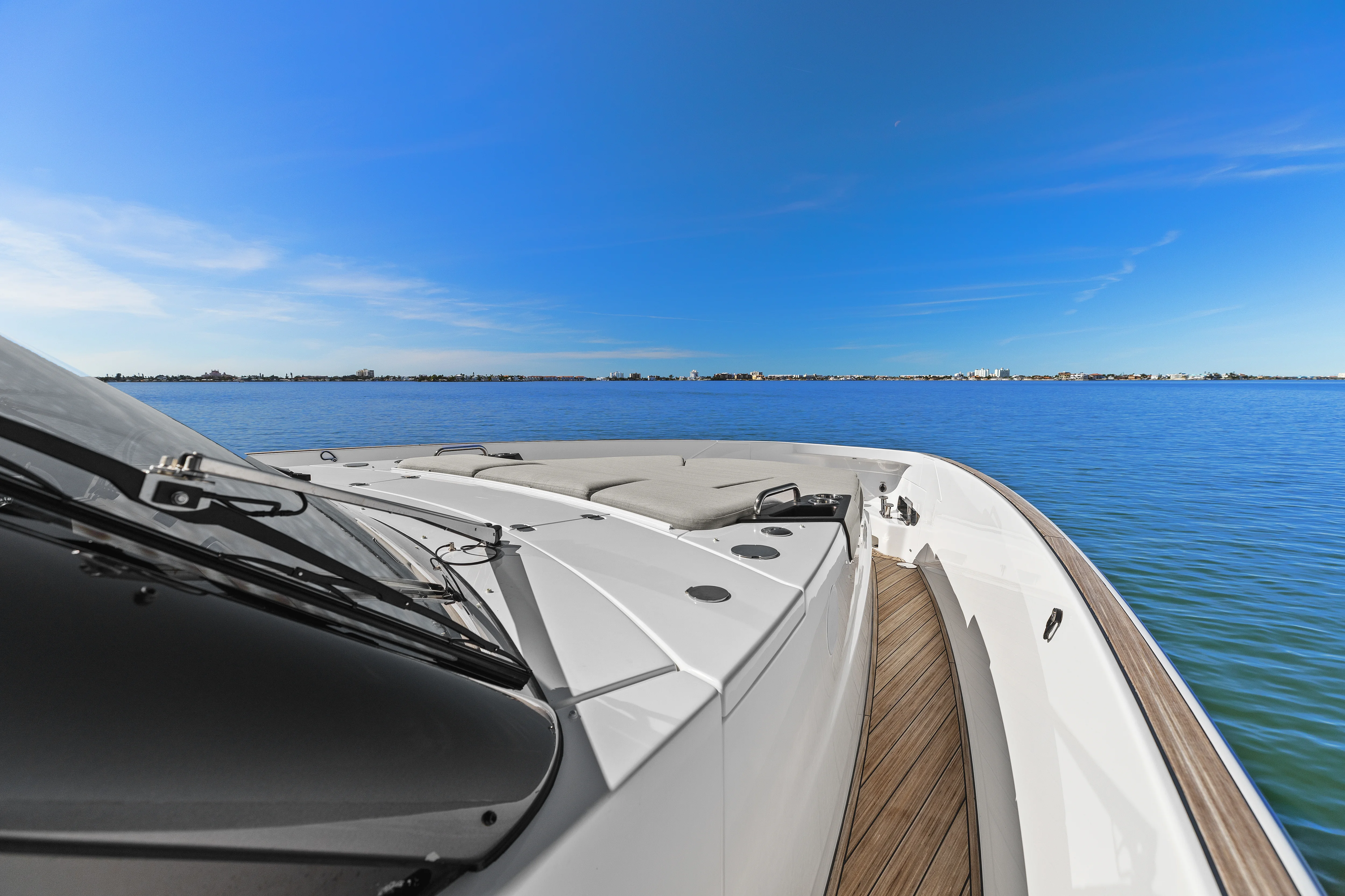 2026 Azimut Seadeck 6 Image Thumbnail #25