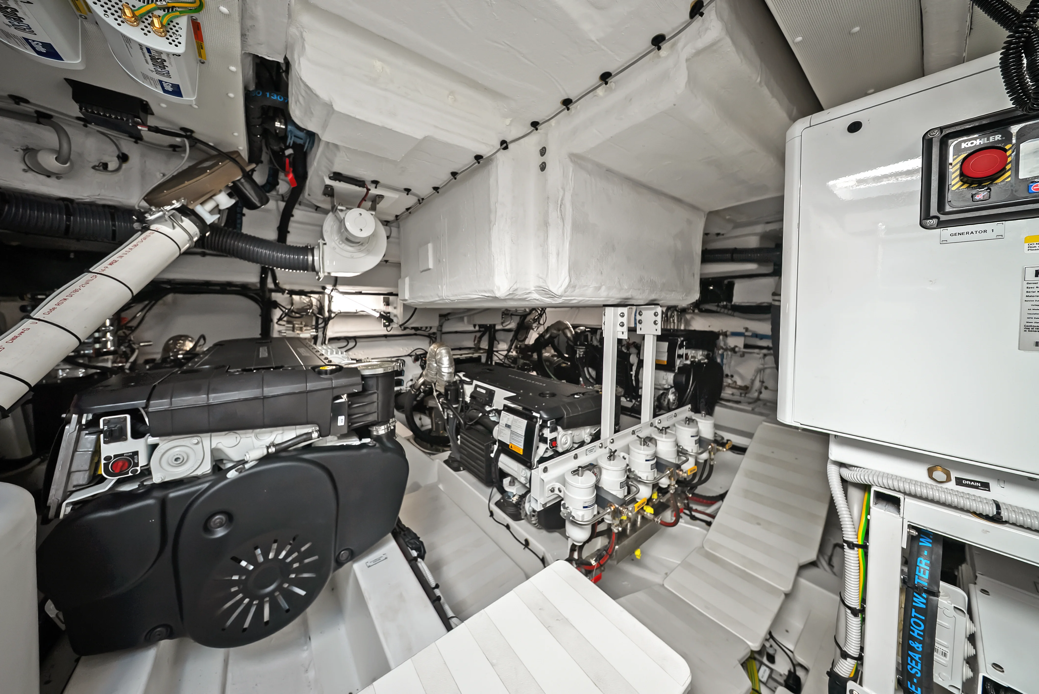 2026 Azimut Seadeck 6 Image Thumbnail #88