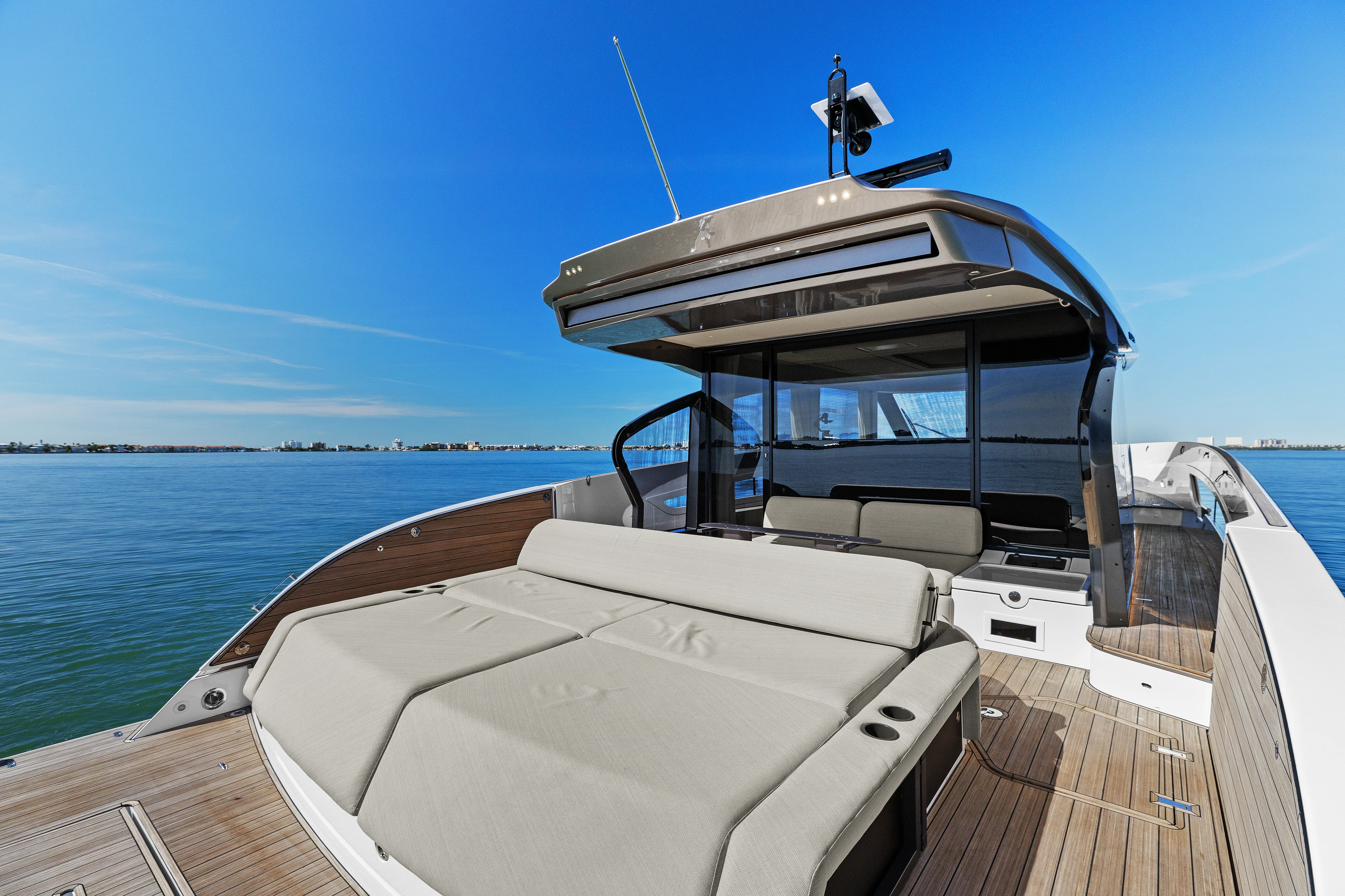 2026 Azimut Seadeck 6 Image Thumbnail #35