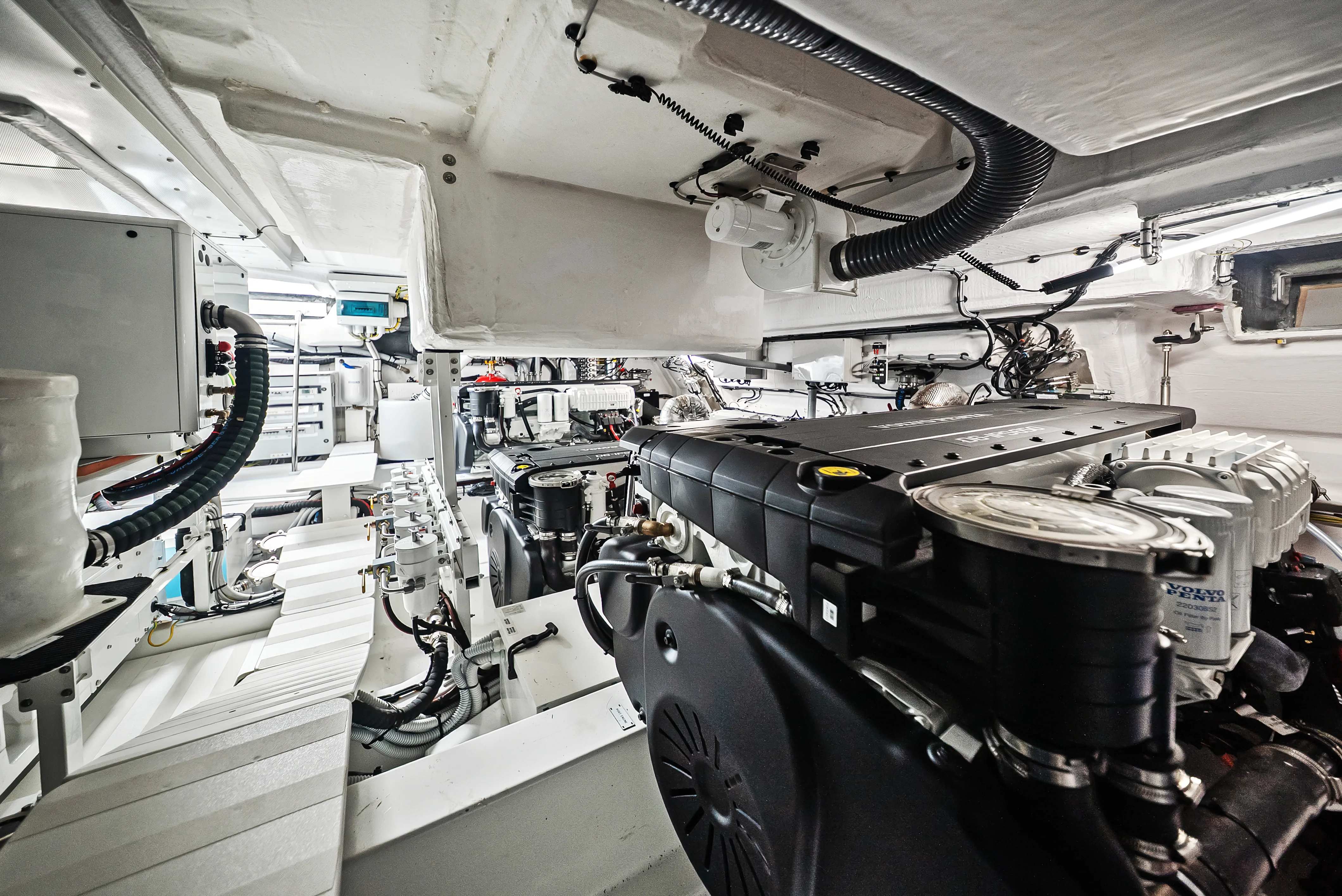 2026 Azimut Seadeck 6 Image Thumbnail #89