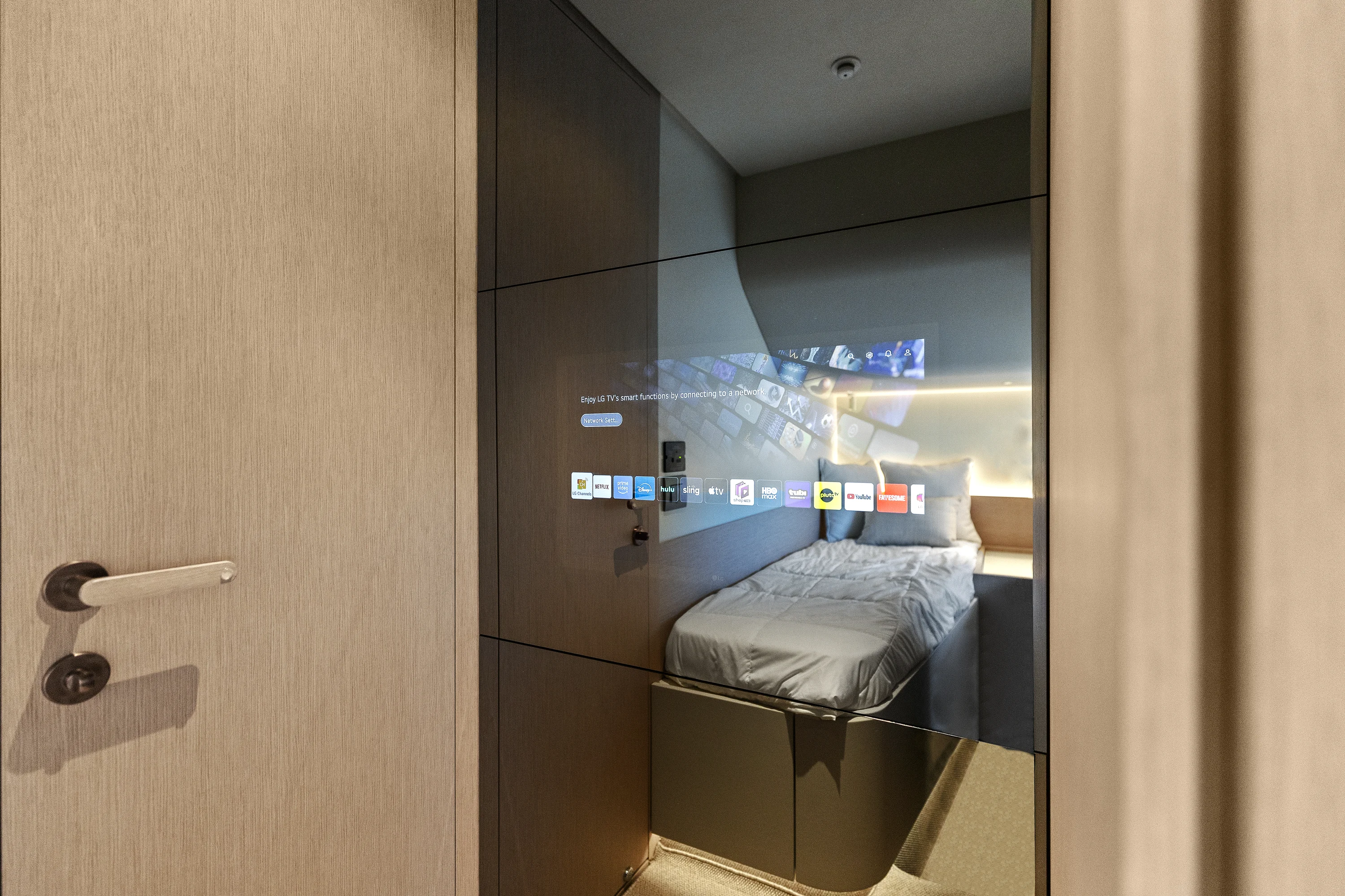 2026 Azimut Seadeck 6 Image Thumbnail #84