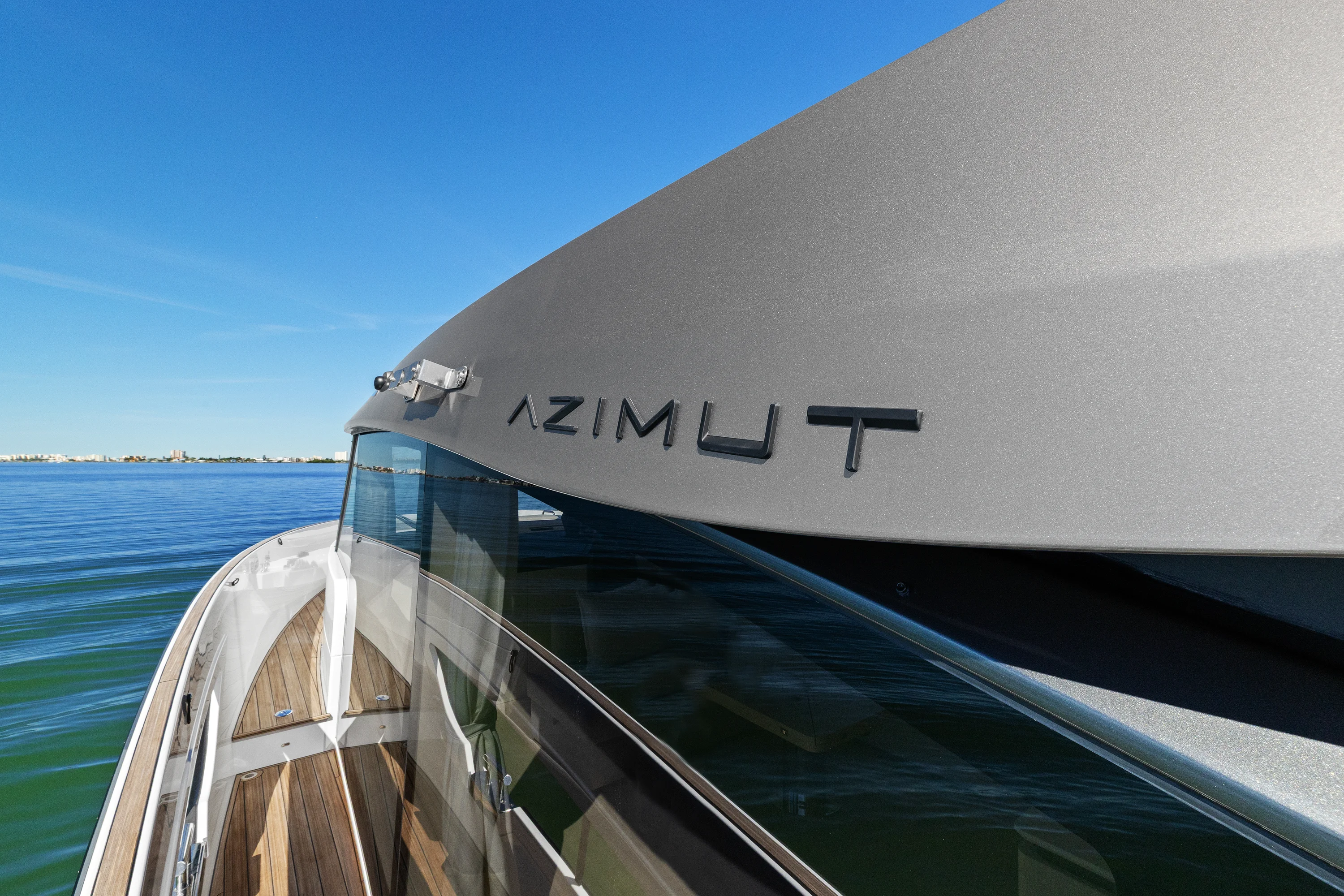 2026 Azimut Seadeck 6 Image Thumbnail #32