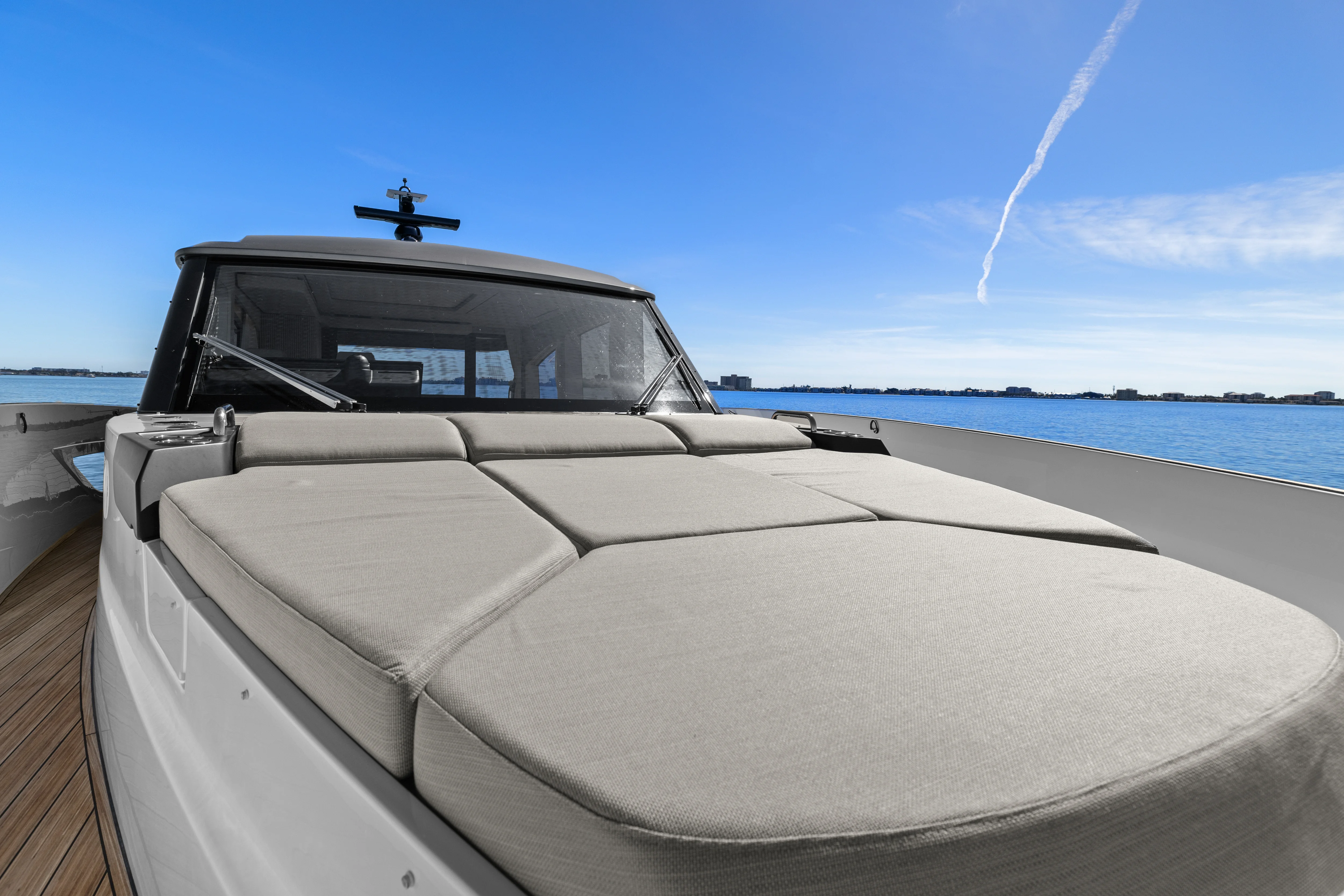 2026 Azimut Seadeck 6 Image Thumbnail #27