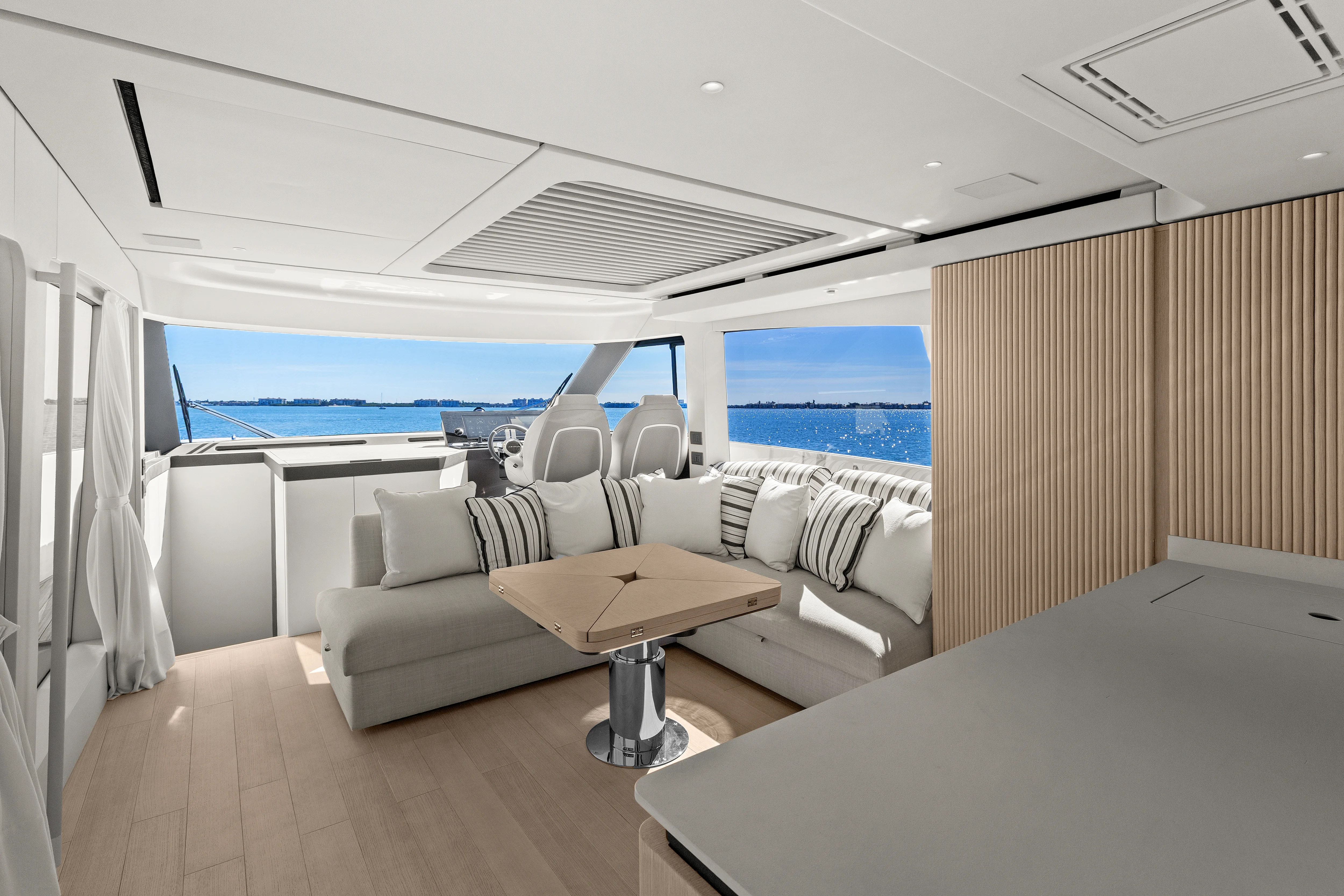 2026 Azimut Seadeck 6 Image Thumbnail #47