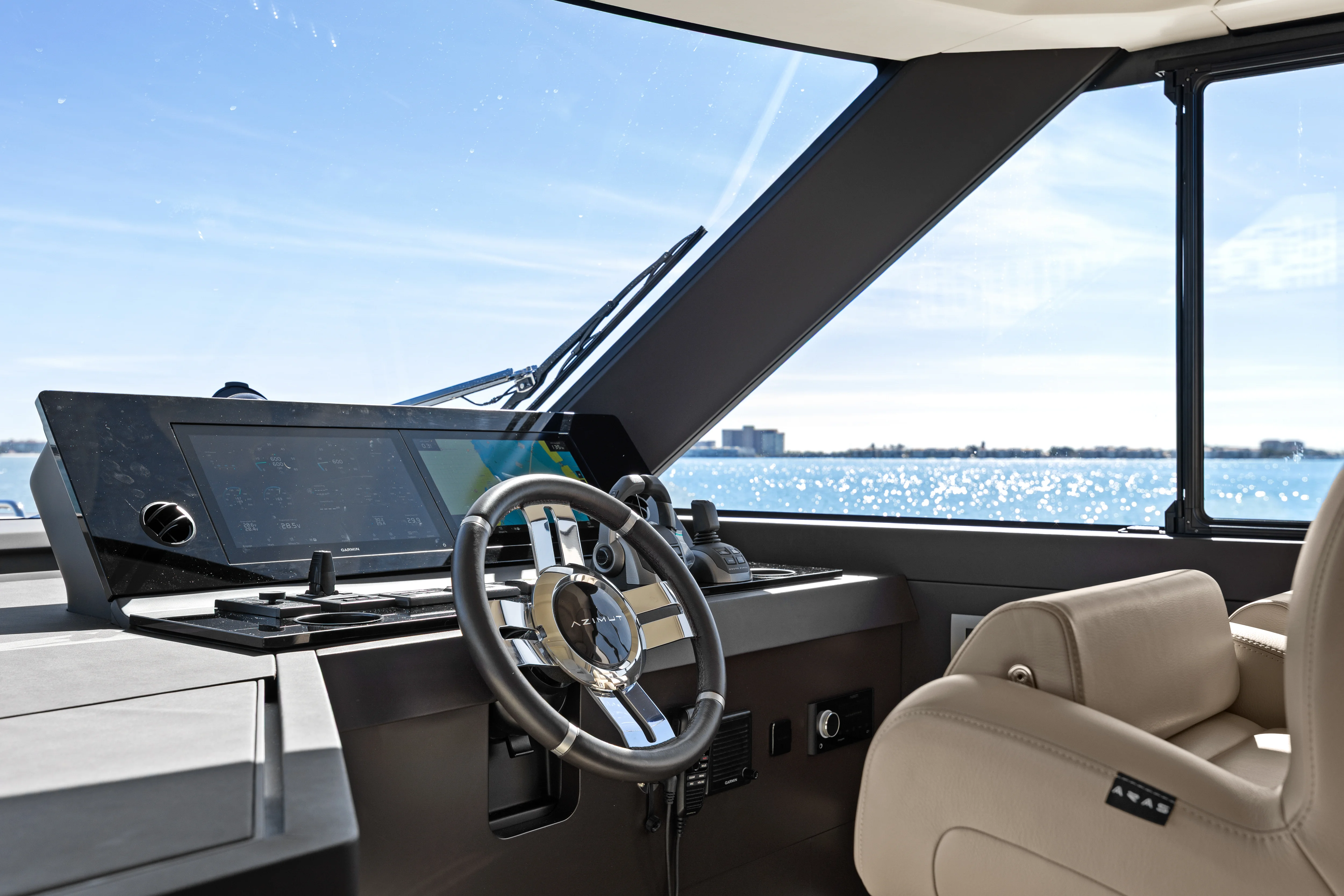 2026 Azimut Seadeck 6 Image Thumbnail #63