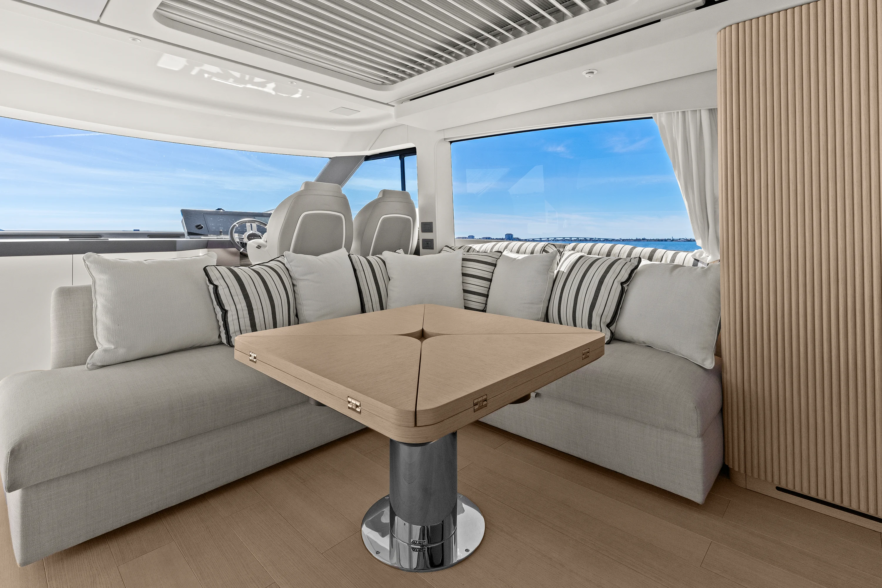 2026 Azimut Seadeck 6 Image Thumbnail #49