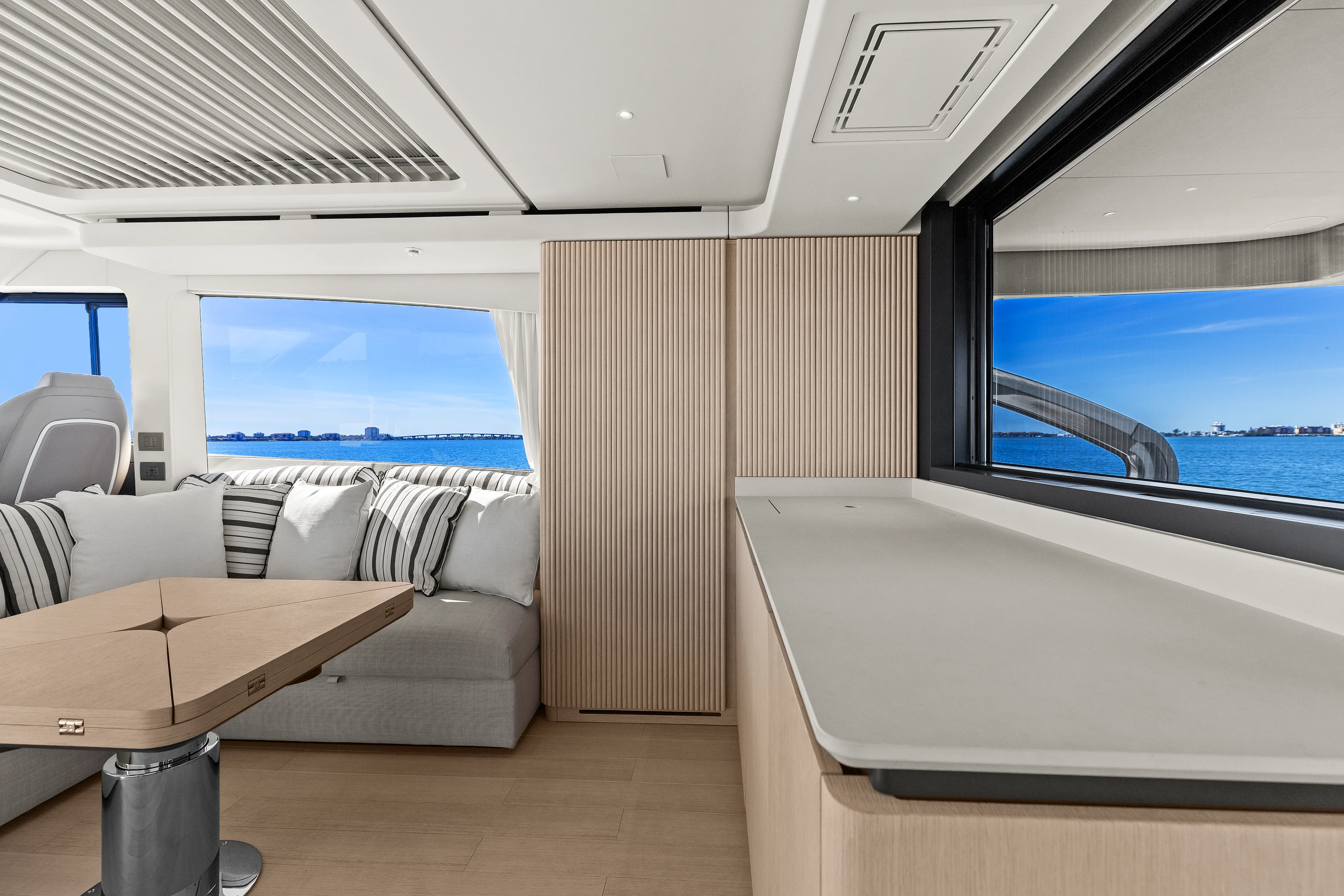 2026 Azimut Seadeck 6 Image Thumbnail #43