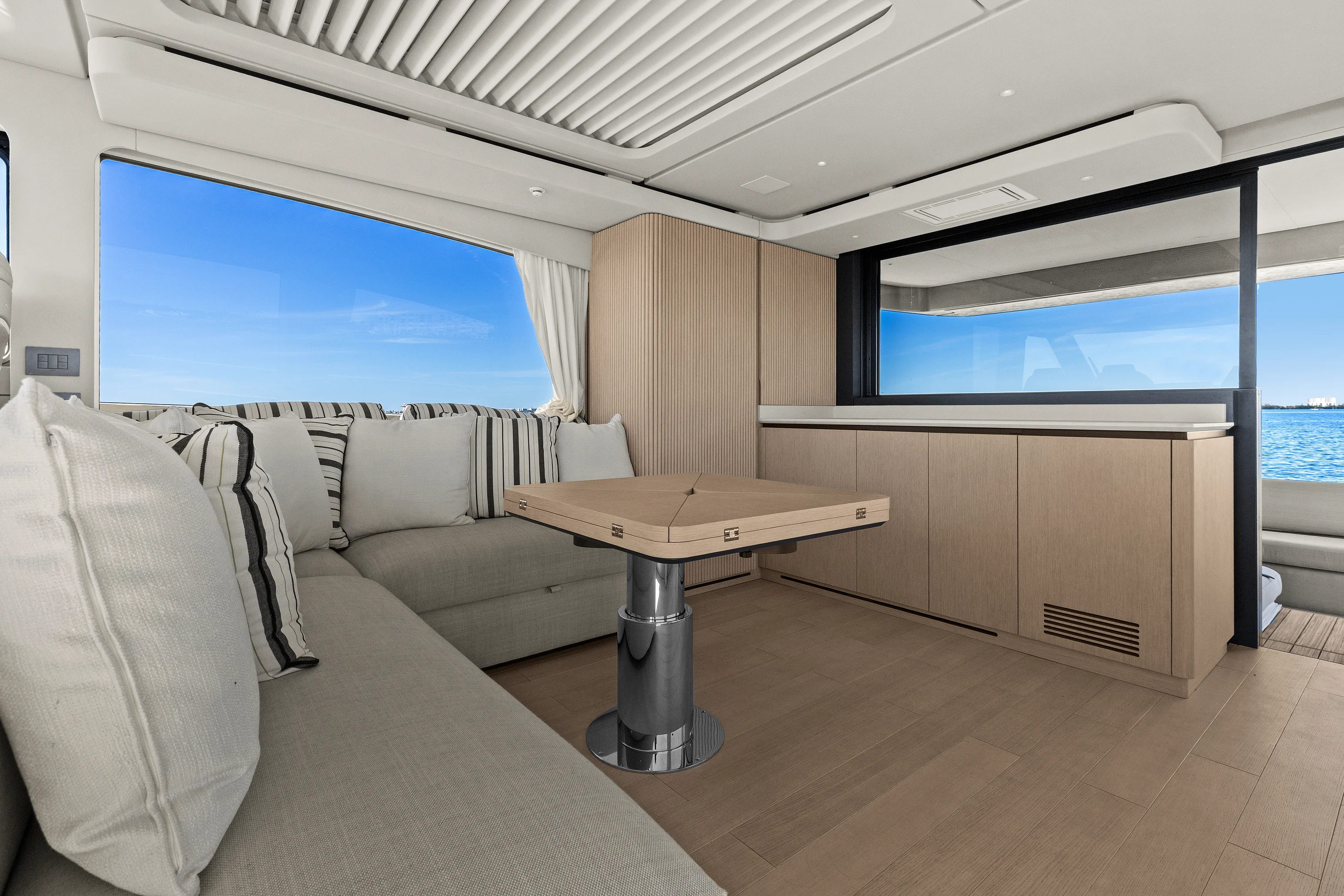 2026 Azimut Seadeck 6 Image Thumbnail #48