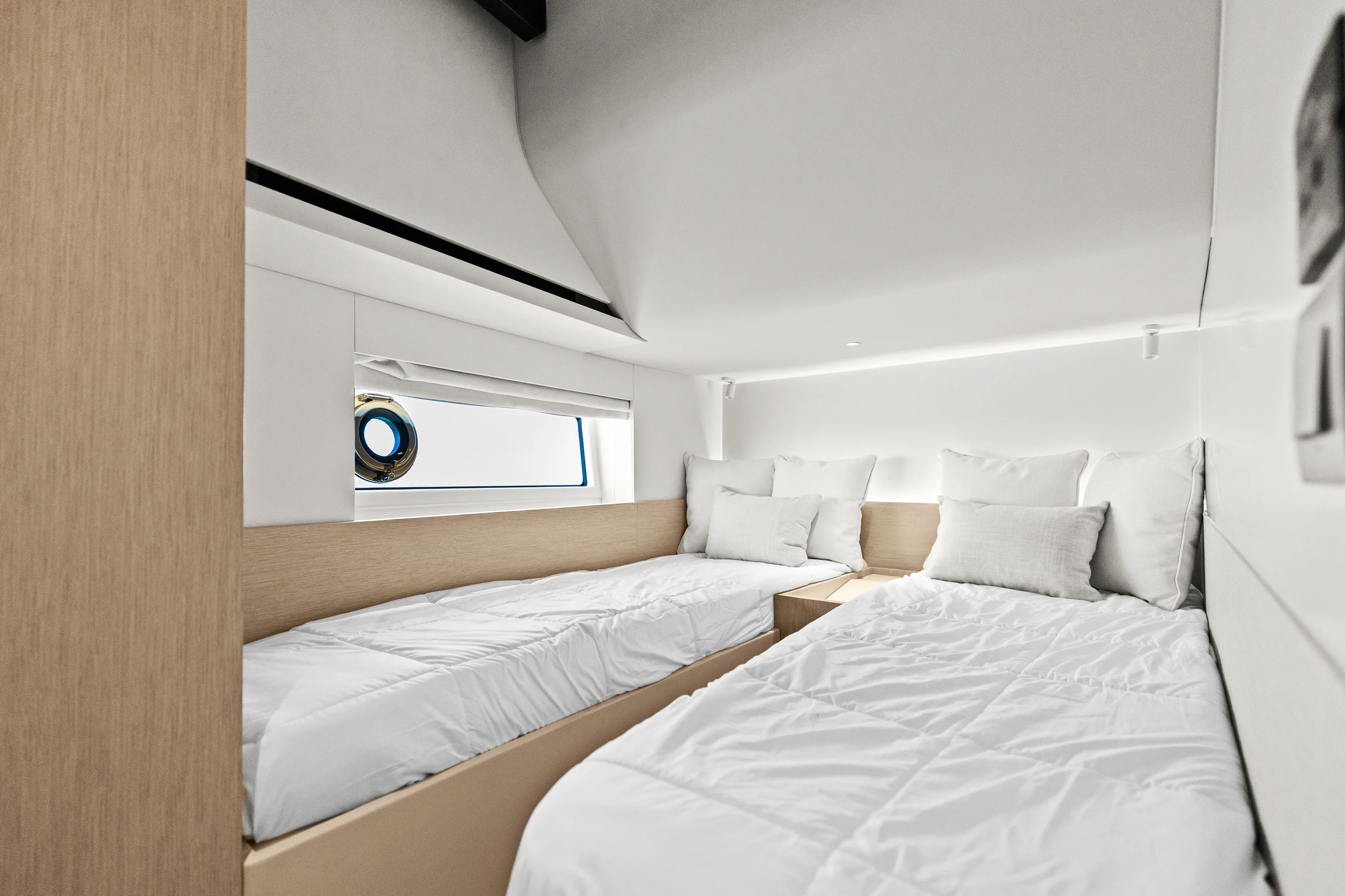 2026 Azimut Seadeck 6 Image Thumbnail #82